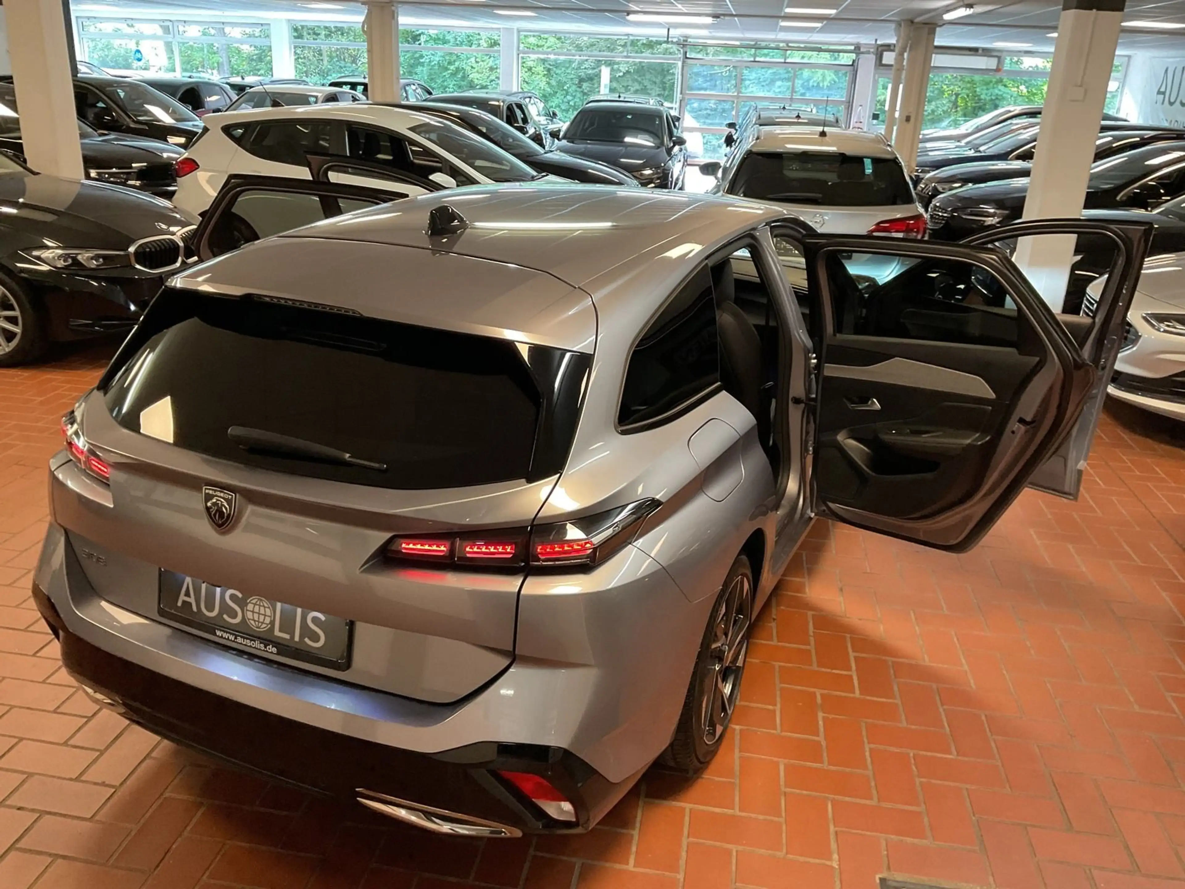 Peugeot 308 SW Allure Pack LED,Leder,Rückfahrkamera — photo 10