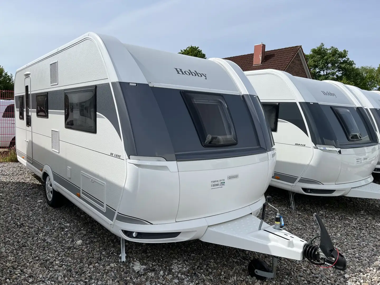 Hobby De Luxe 540 KMFe Bianco - 1