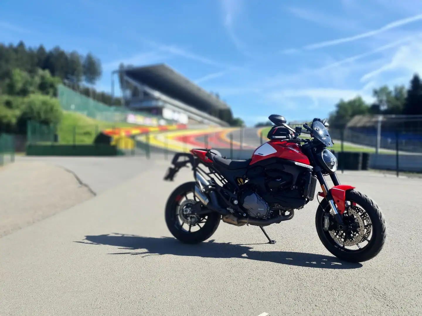 Ducati Monster 937 origine Червоний - 1