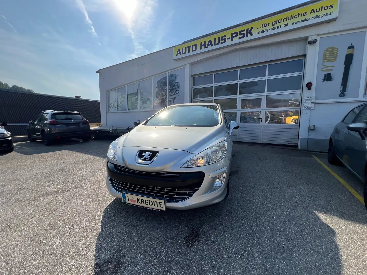 Peugeot 308 Tendance Silber - 2