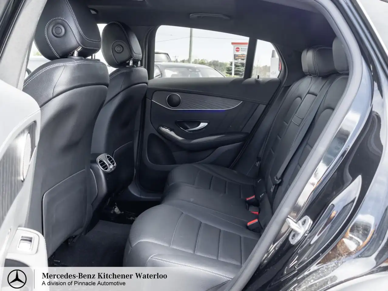 Mercedes-Benz GLC снимка Mercedes-Benz GLC