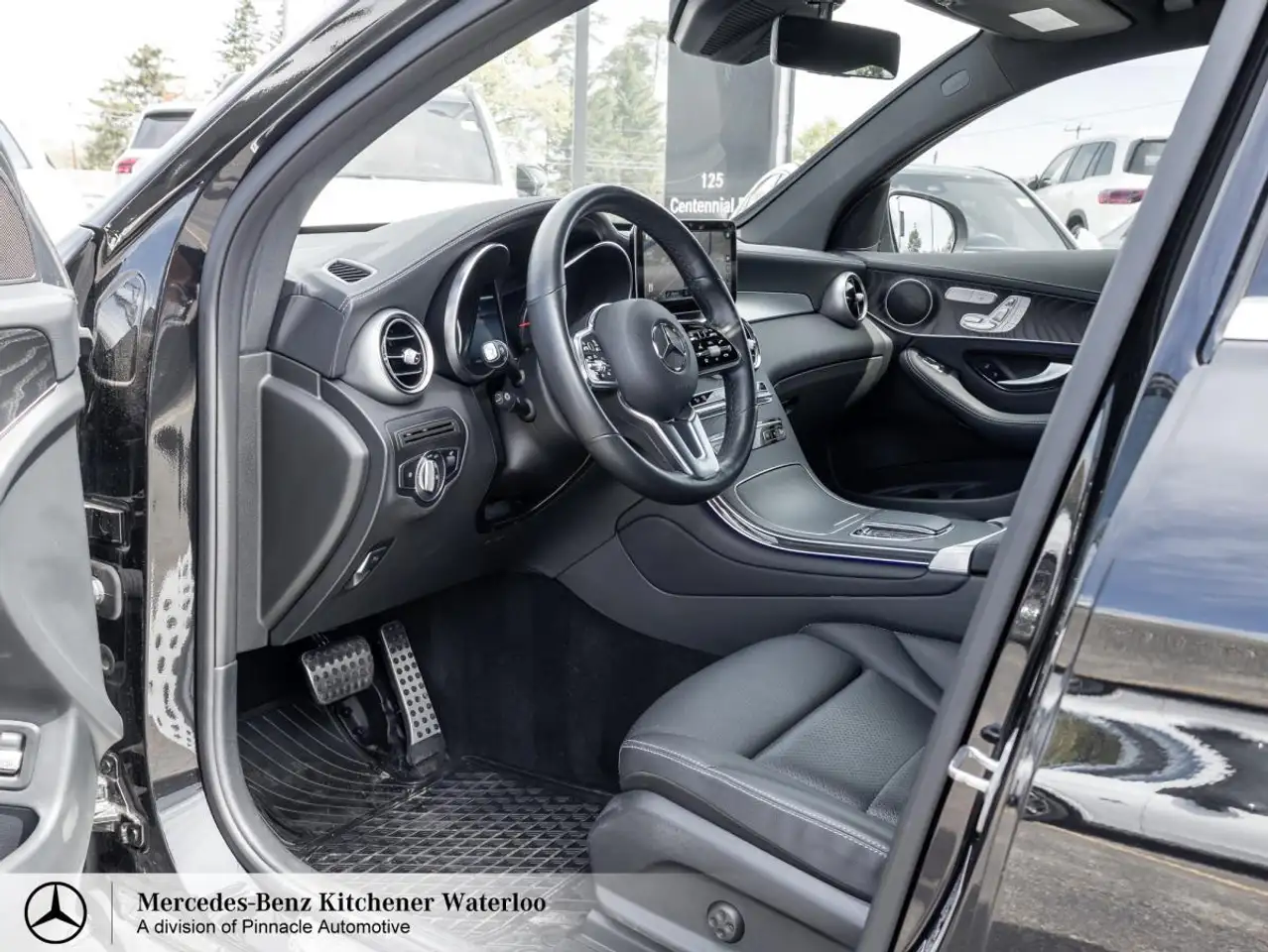 Mercedes-Benz GLC снимка Mercedes-Benz GLC