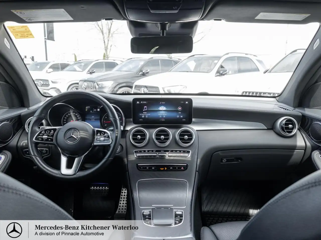 Mercedes-Benz GLC снимка Mercedes-Benz GLC