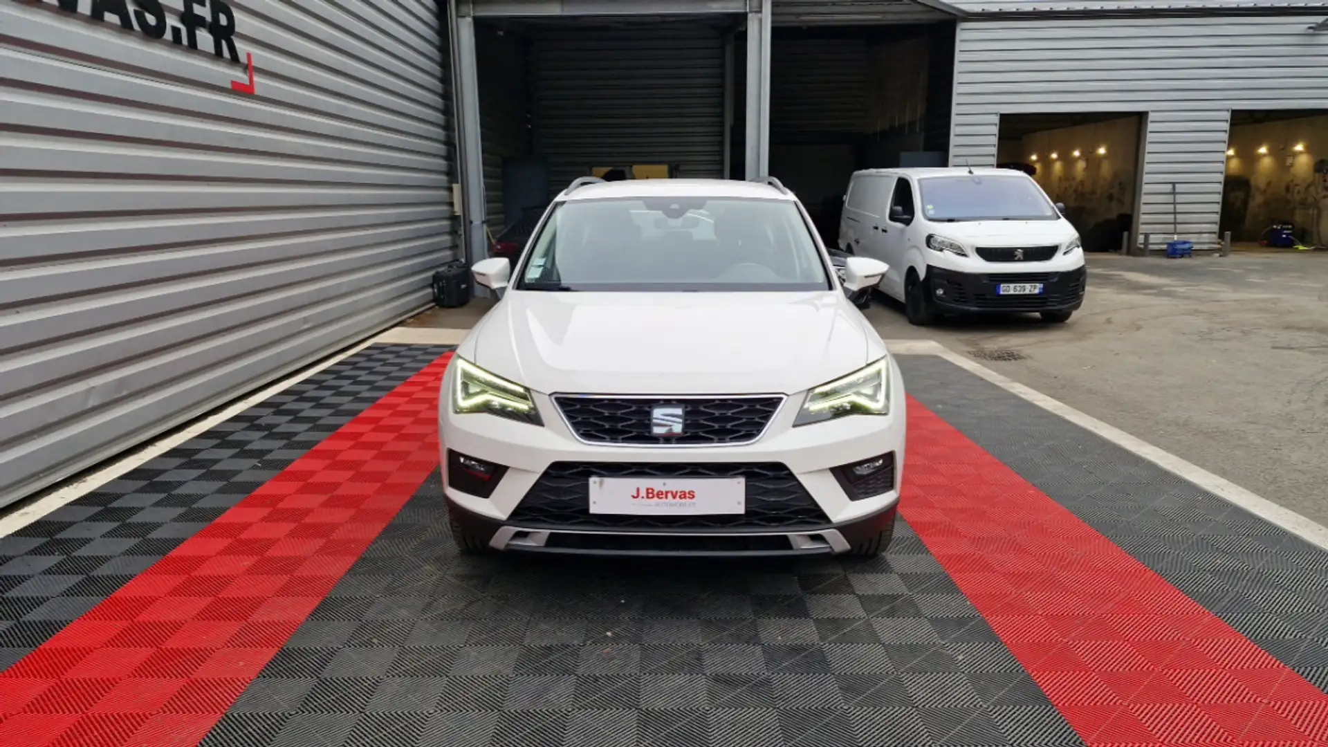 SEAT Ateca 2.0 TDI 150 S&amp;S Style Business Blanc - 2