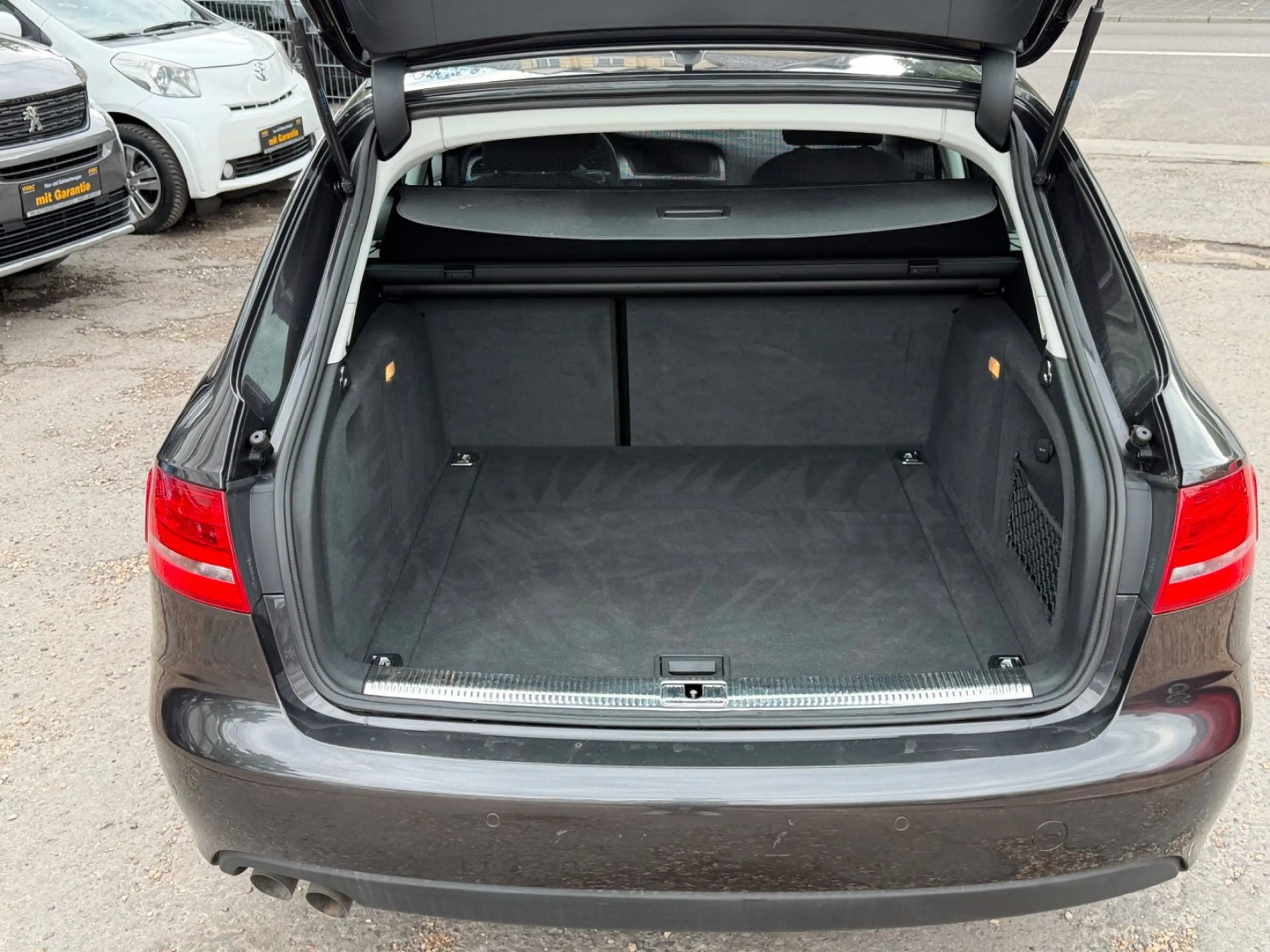 Audi A4 Avant Attraction e — photo 15