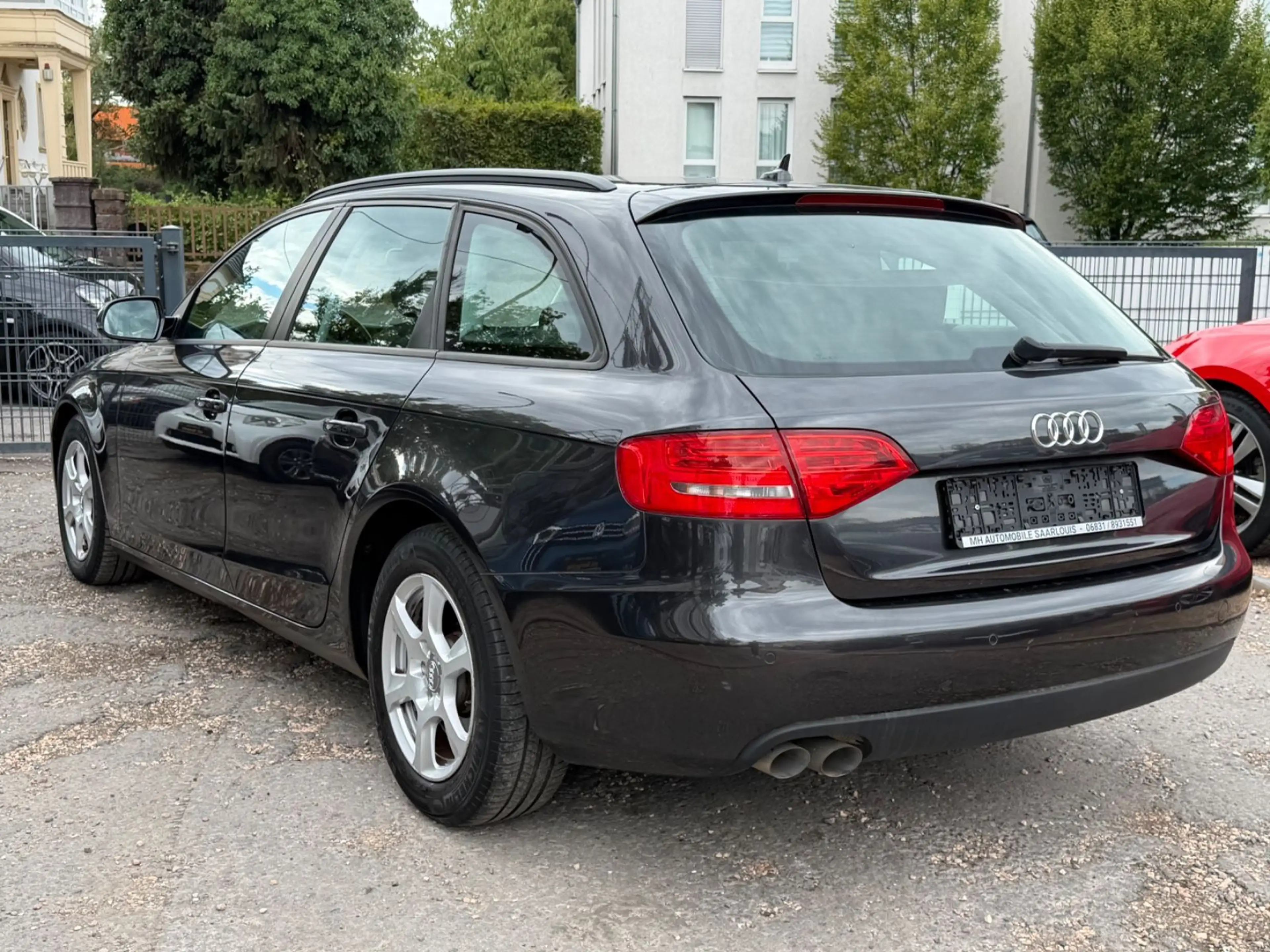 Audi A4 Avant Attraction e — photo 4