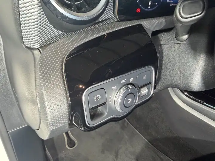 Mercedes-Benz Clase A 2021, foto 17