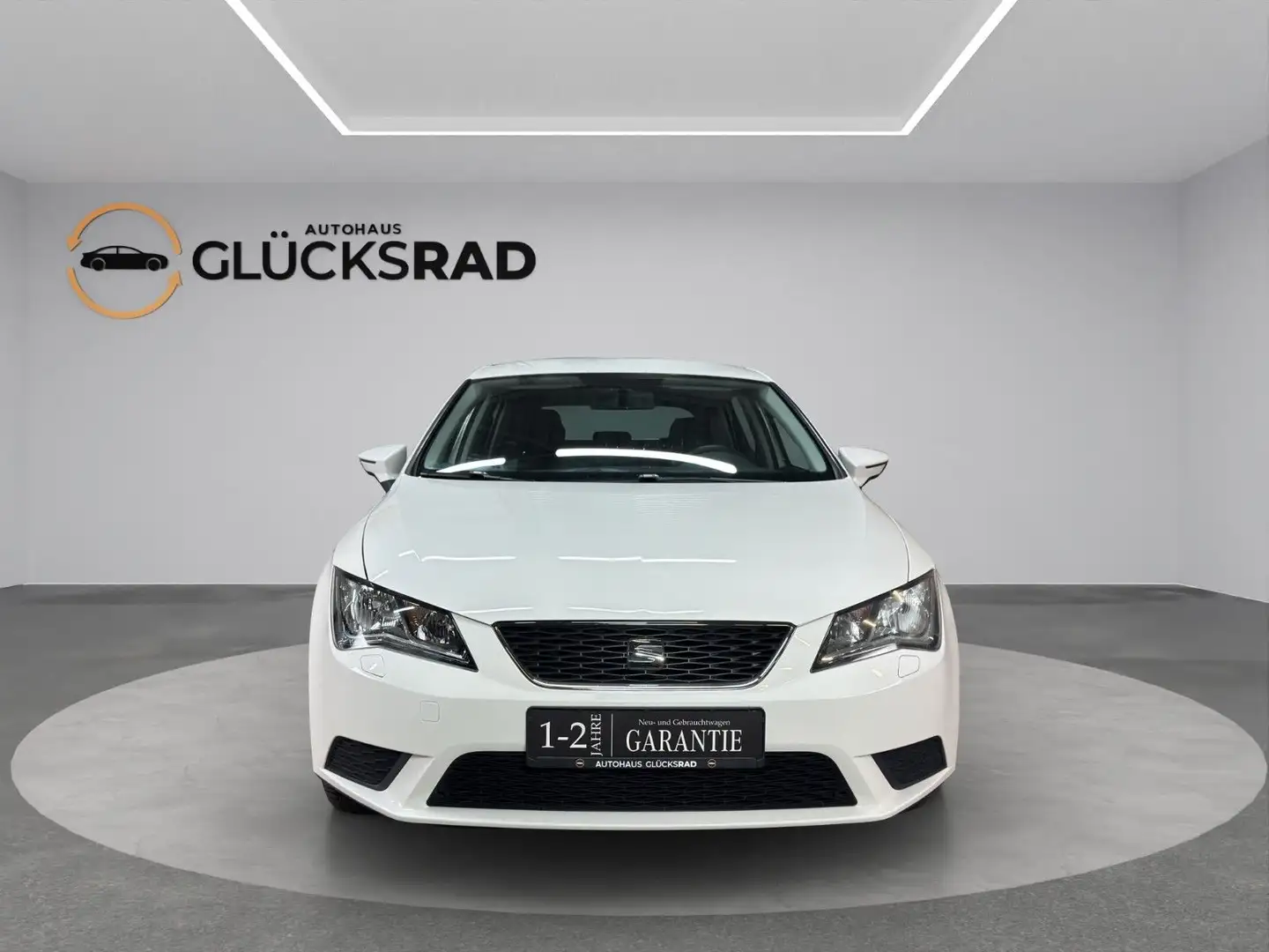 SEAT Leon Reference 1.2 TSI Sitzhzg. 1-Hand Service n Weiß - 2