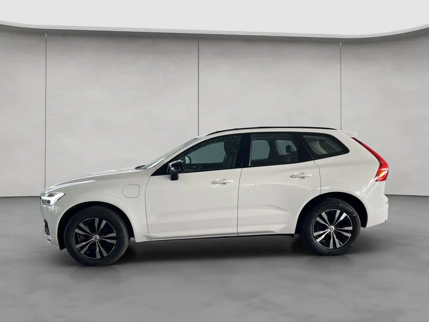 Volvo XC60 XC60 T6 AWD Recharge R-Design Glasd PilotAssist BL Weiß - 2