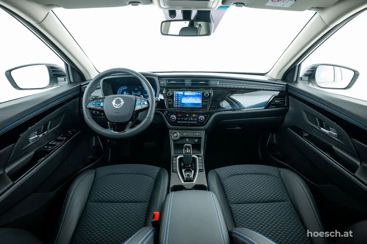 KGM Korando 2025