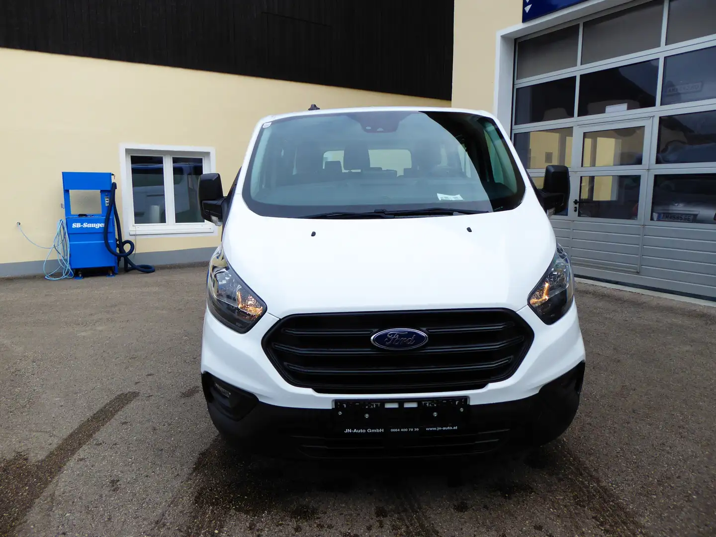 Ford Transit Custom 320 L2 H1 320 Trend Automatik Blanco - 2