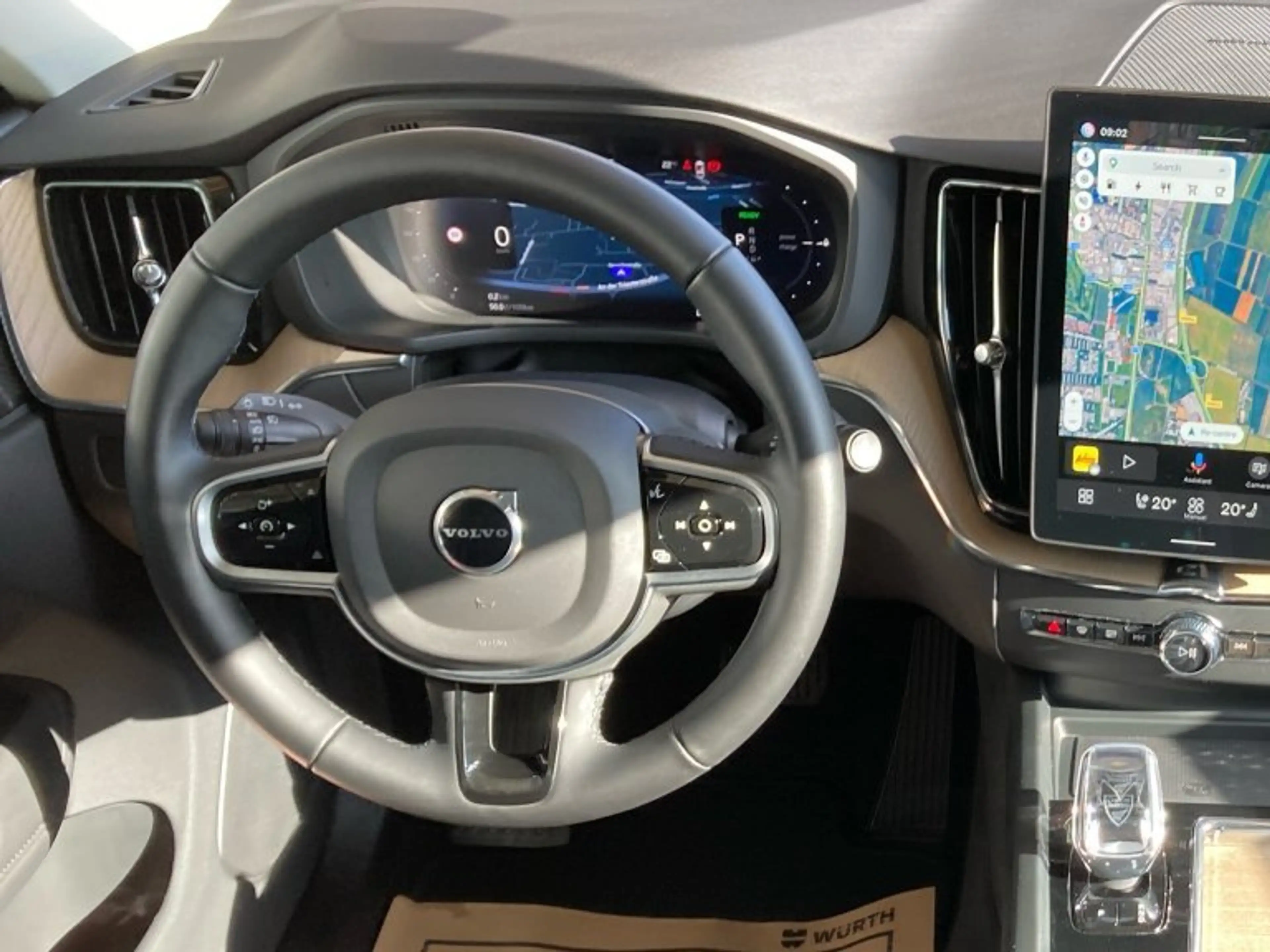 Volvo XC60 Plus, T6 eAWD Plug-in Hybrid, Elektrisch/Benzin, Dark — photo 10