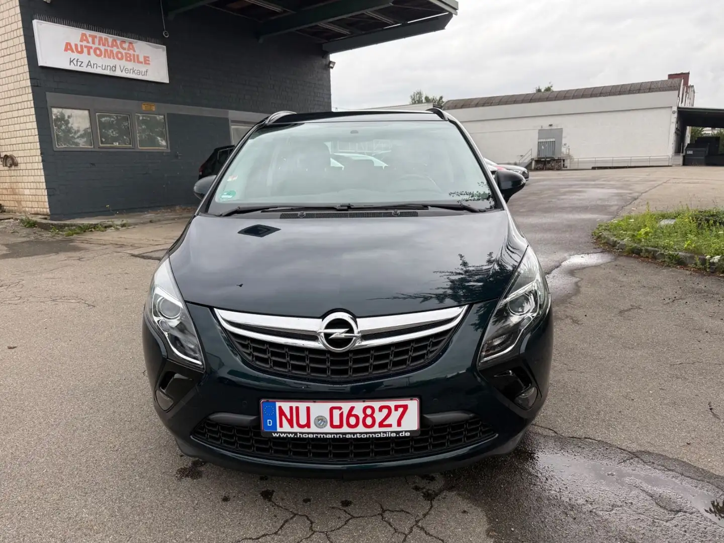 Opel Zafira Tourer Зелёный - 2