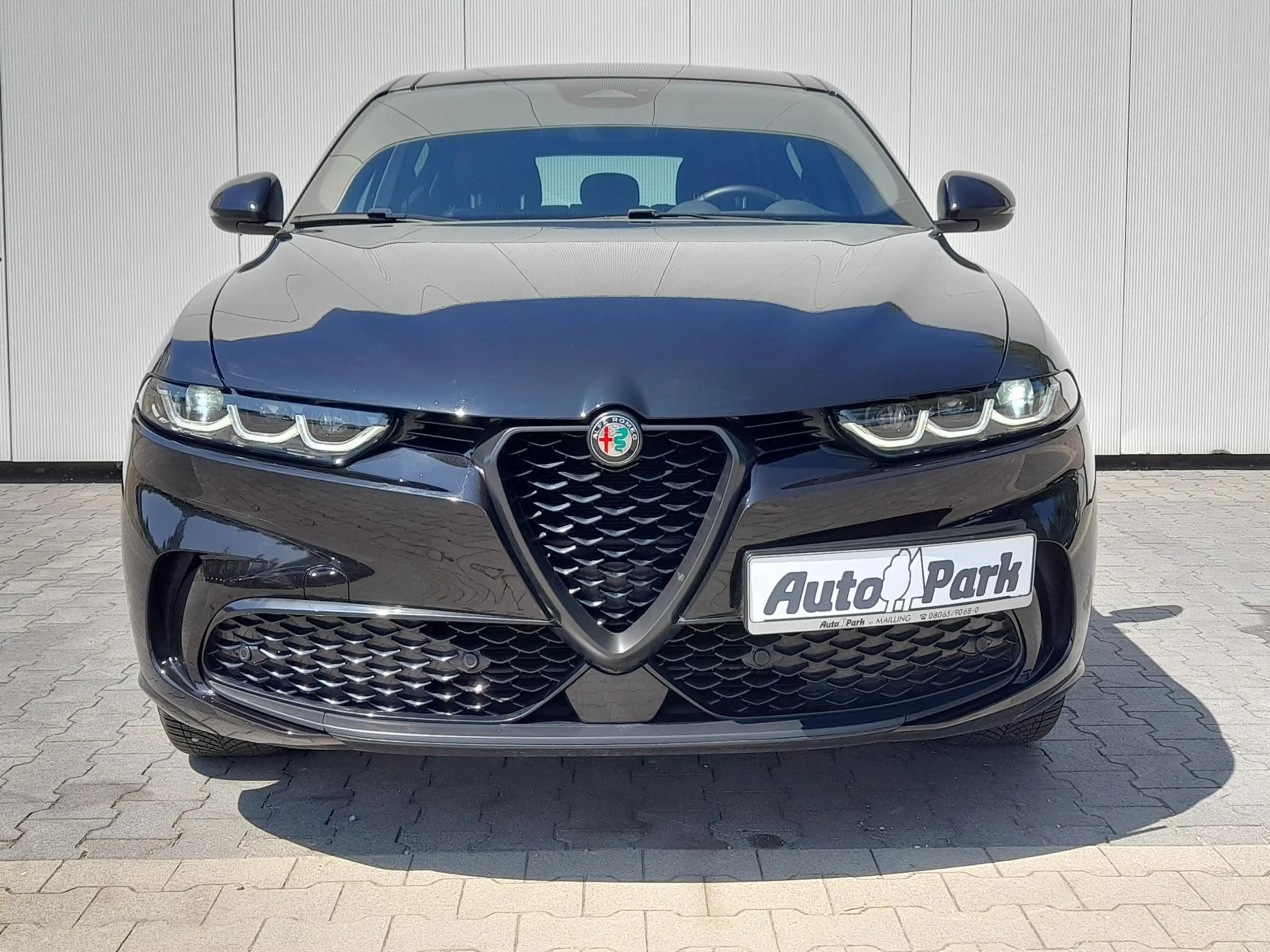 Alfa Romeo Tonale Veloce NAVI~SHZ~2xPDC~ACC~RFK~APP~ALU19" — photo 5