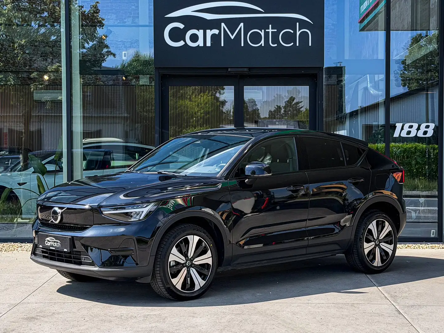VOLVO C40