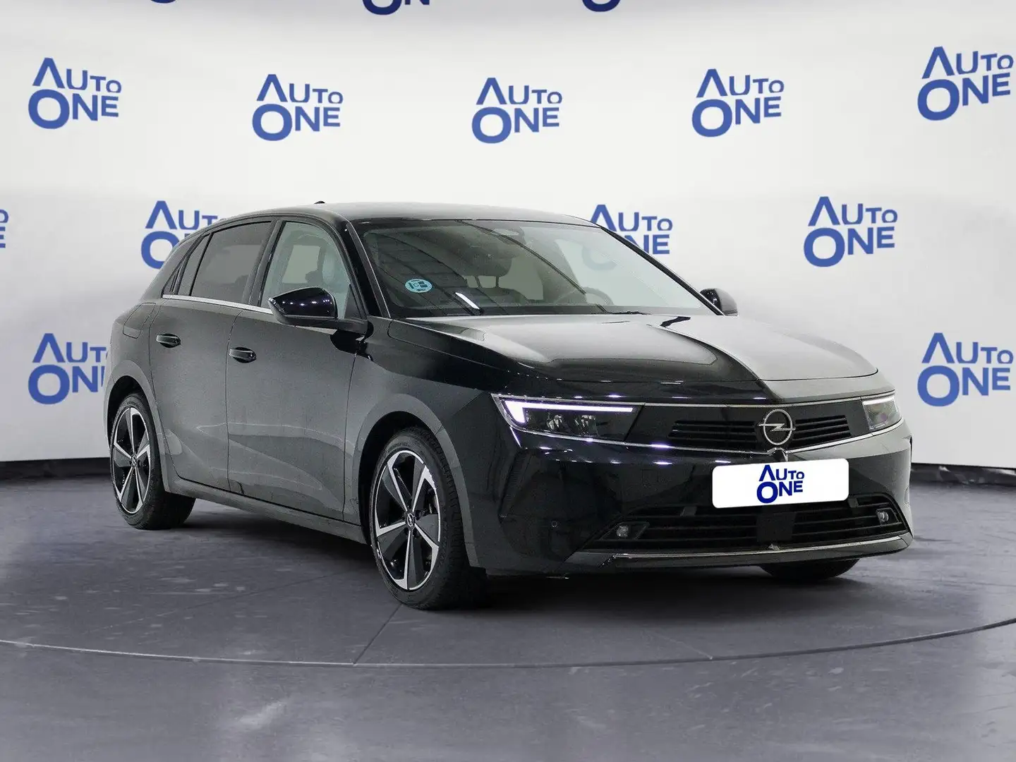 Opel Astra 1.5 Diesel 130Cv C.Auto Elegance - autoone.it - 2 Nero - 1