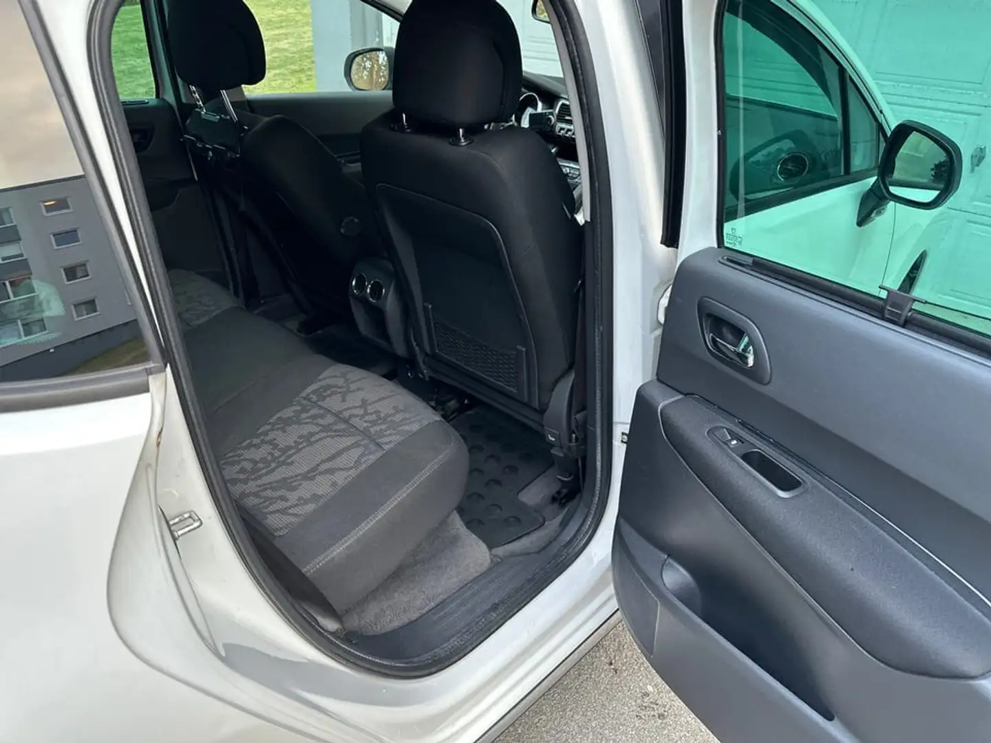 Peugeot 3008 3008 1.6 HDI 110 FAP BUSINESS PACK VU - 1