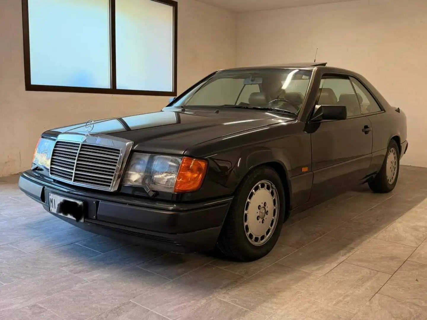 Mercedes-Benz CE 300 coupè Schwarz - 1