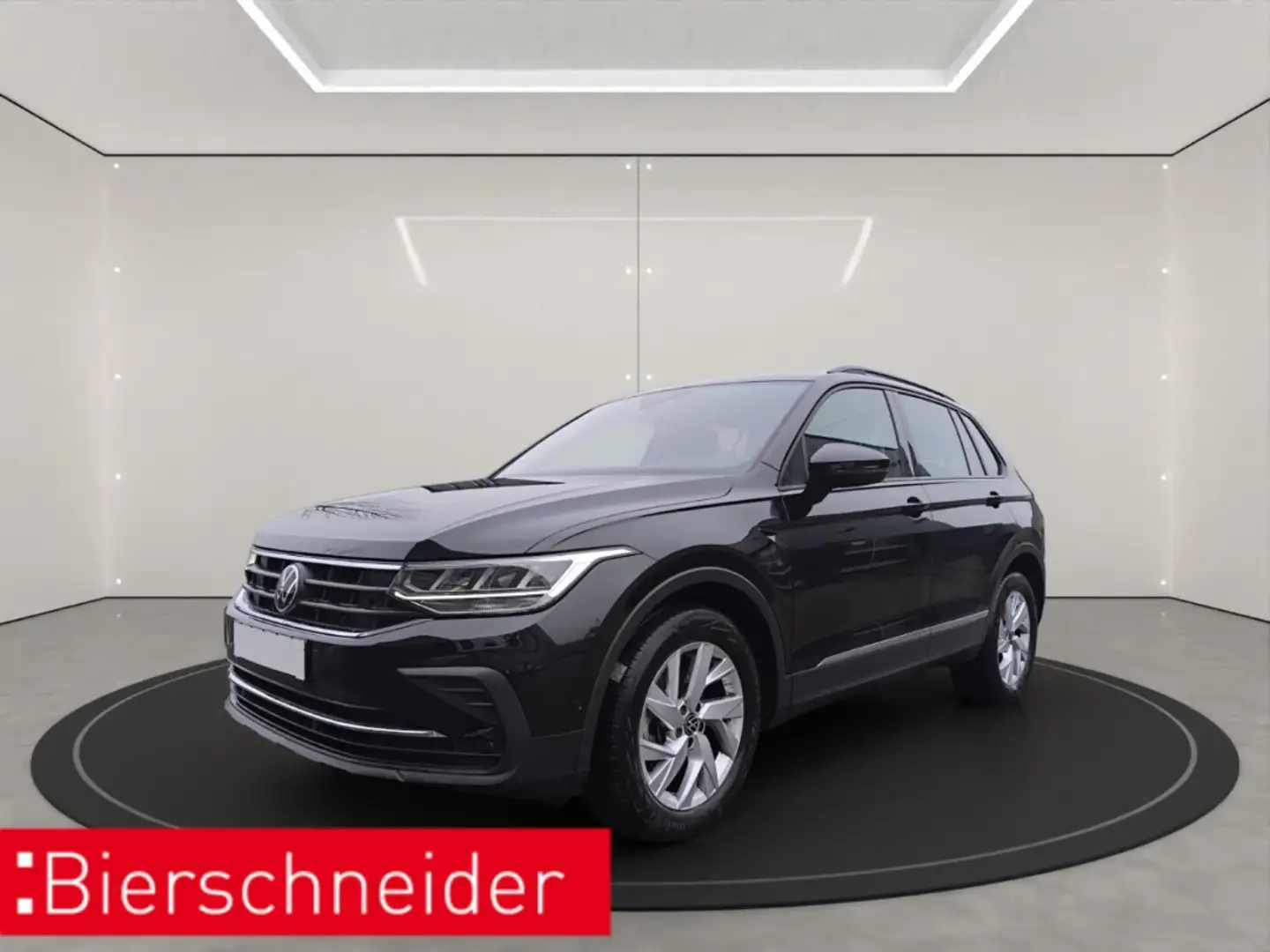Volkswagen Tiguan 2.0 TDI NAVI LED LENKRADHZG Czarny - 1