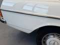 Mercedes-Benz 230 Limousine - Oldtimer Weiß - thumbnail 5