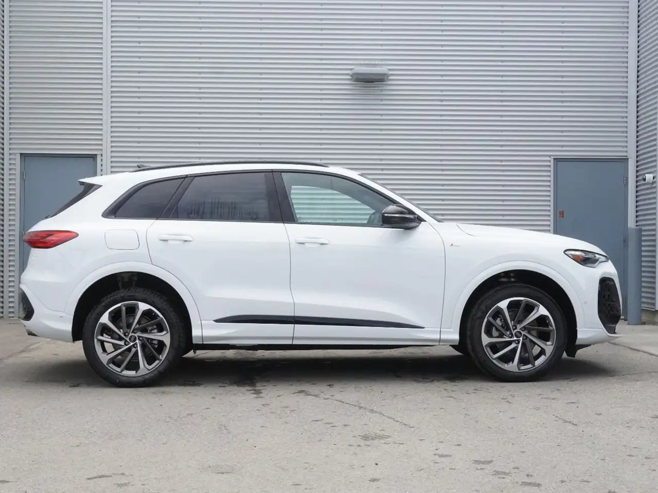 Audi Q5 снимка Audi Q5
