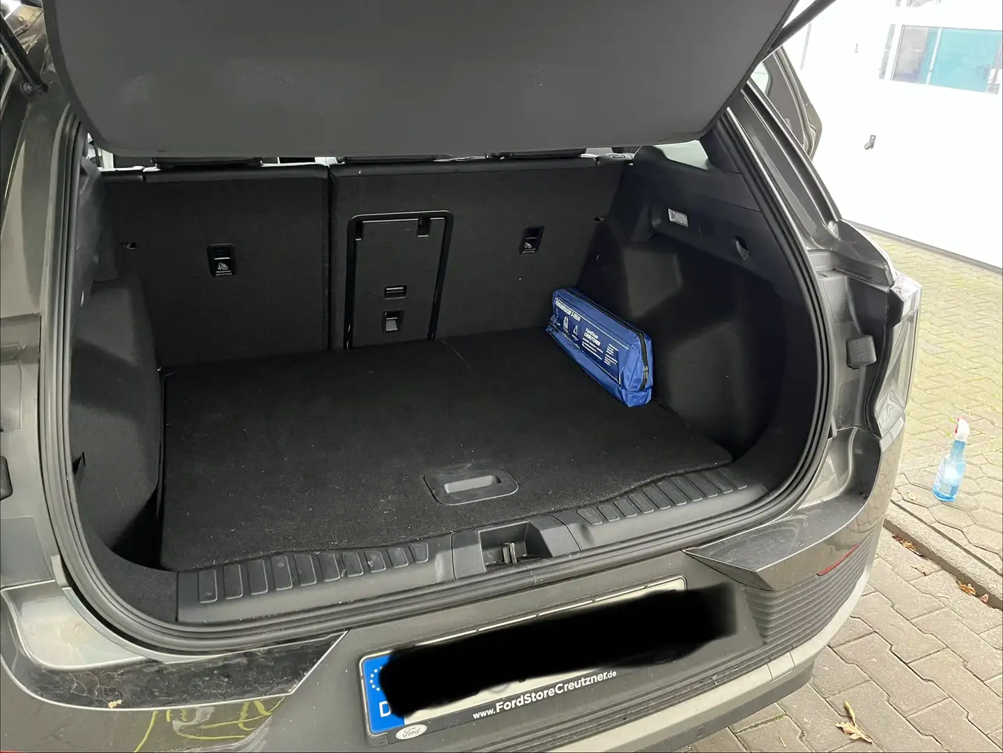 Ford Explorer RWD Grau - 2