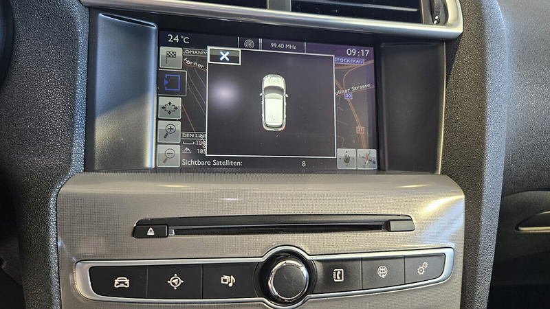 Citroen C4 BlueHDi 120 S&S EAT6 Feel --AUTOMATIK-- — photo 4
