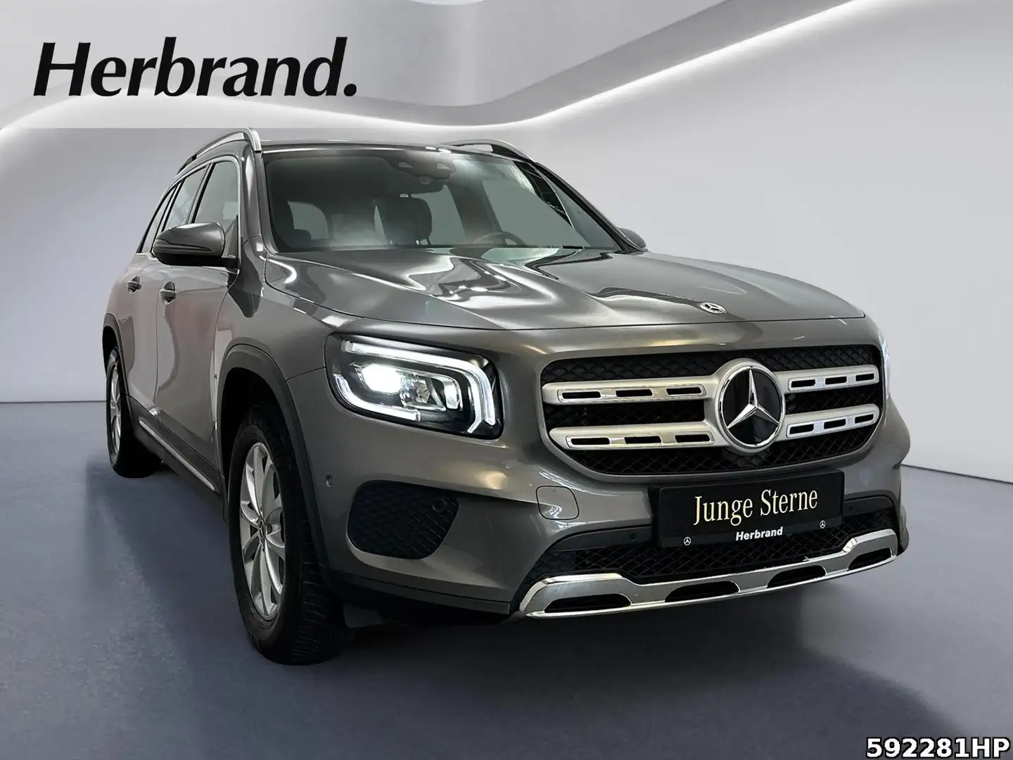 Mercedes-Benz GLB 180 Progressive CarPlay AHK AmbienteBeleucht Grau - 2