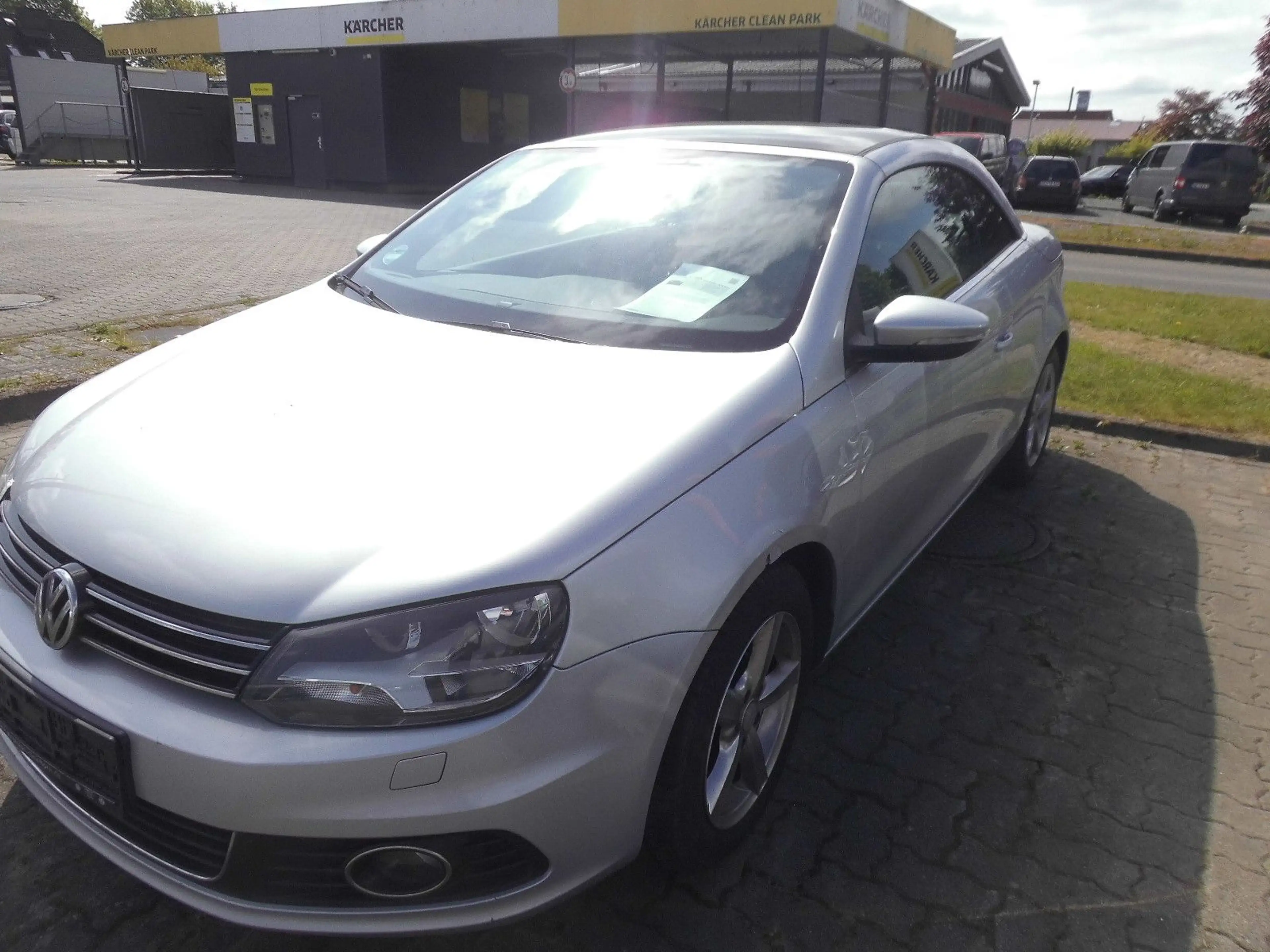Volkswagen Eos BMT 1.Hand,Leder,TÜV NEU — photo 6