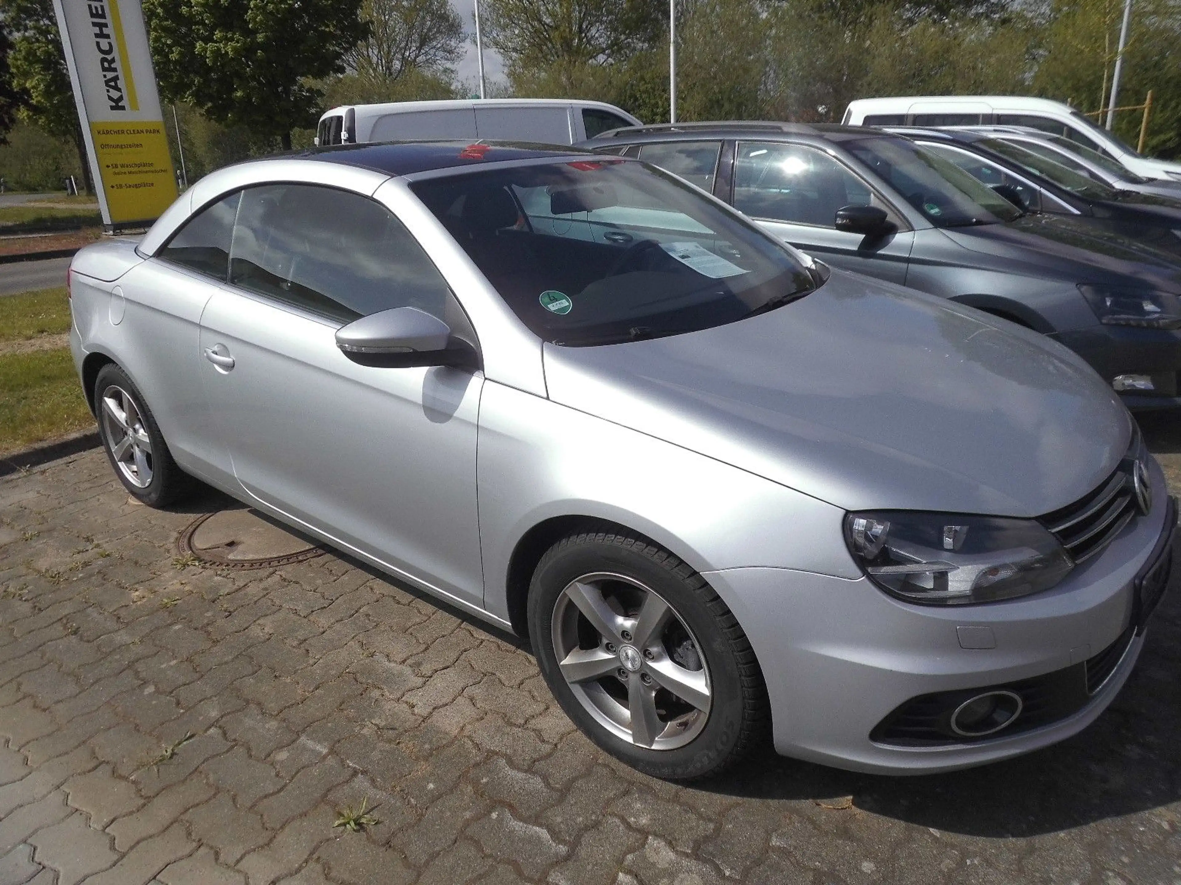 Volkswagen Eos BMT 1.Hand,Leder,TÜV NEU — photo 2