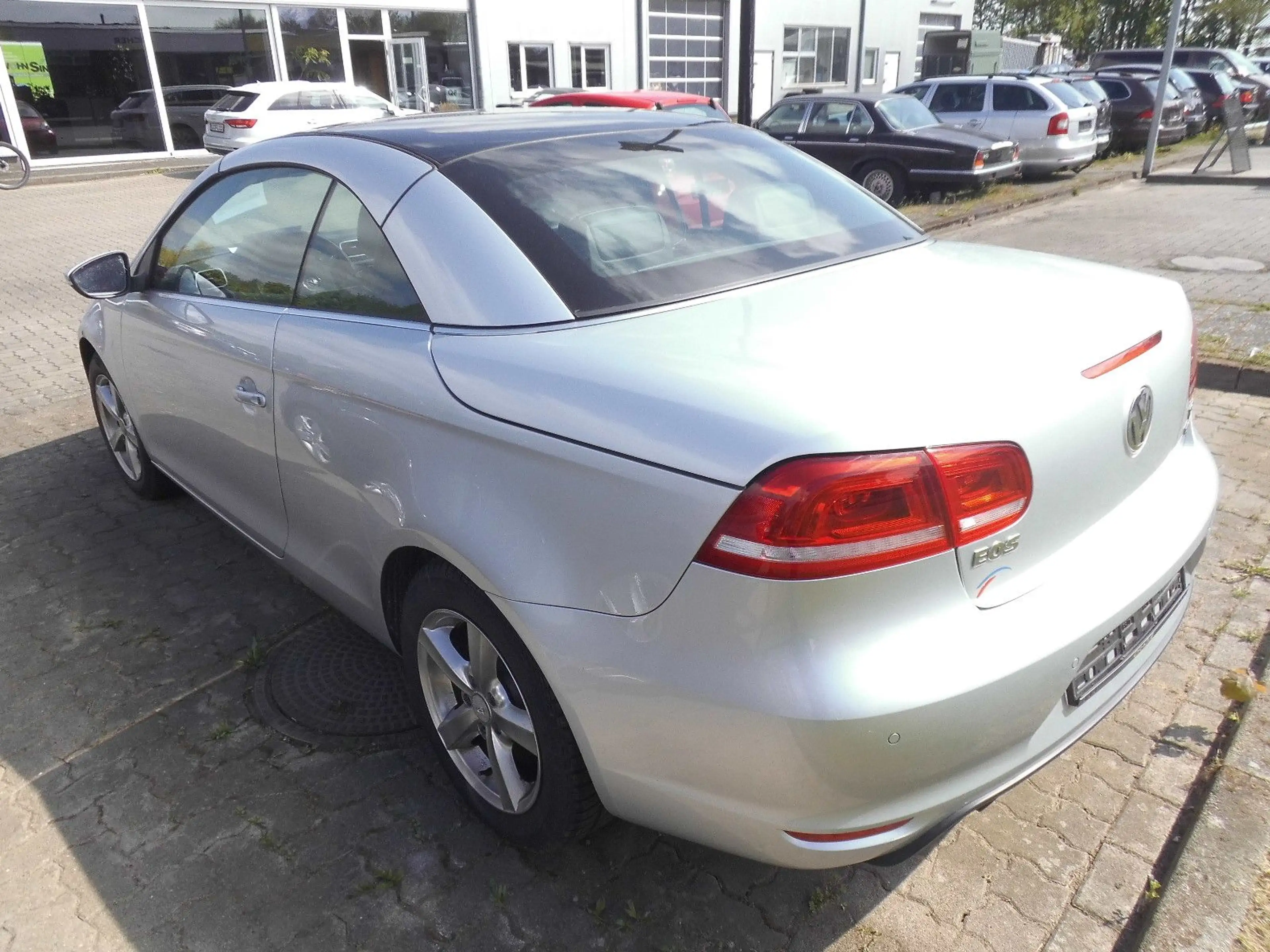 Volkswagen Eos BMT 1.Hand,Leder,TÜV NEU — photo 5