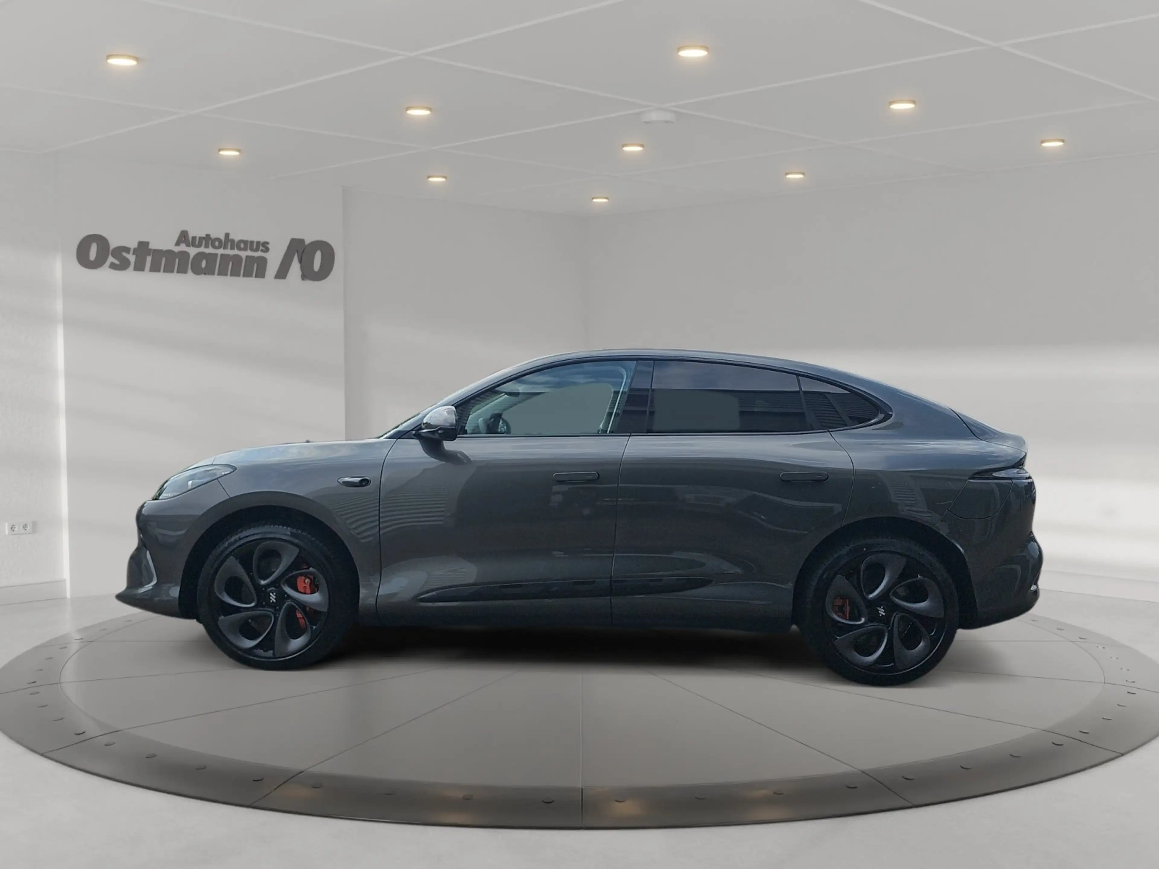 MG IM6 Premium AWD AWD-Lenkung, LFW, 360 — photo 2