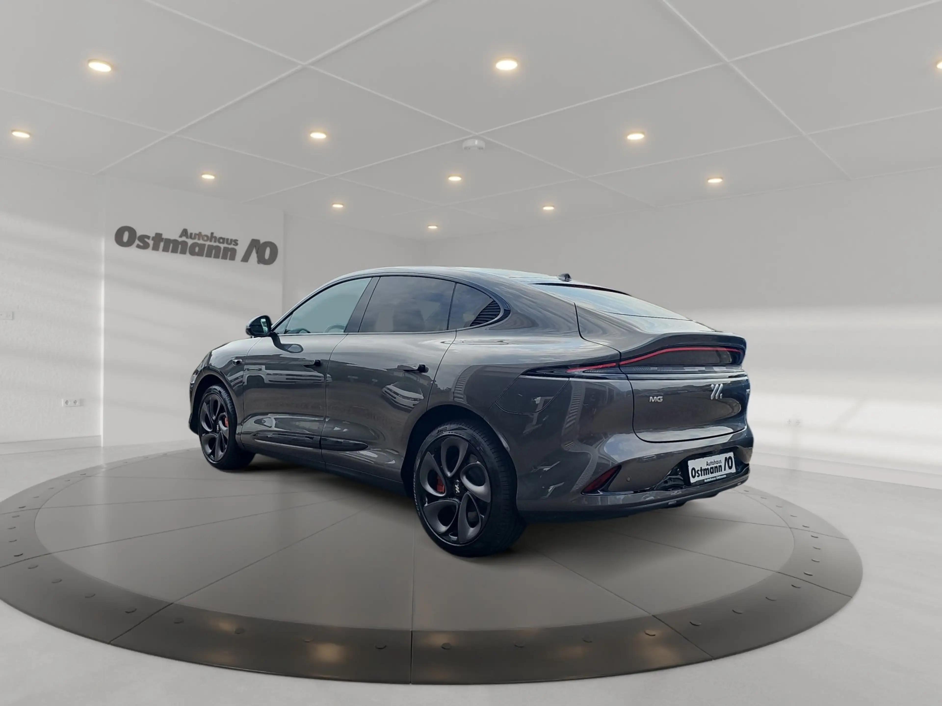 MG IM6 Premium AWD AWD-Lenkung, LFW, 360 — photo 3