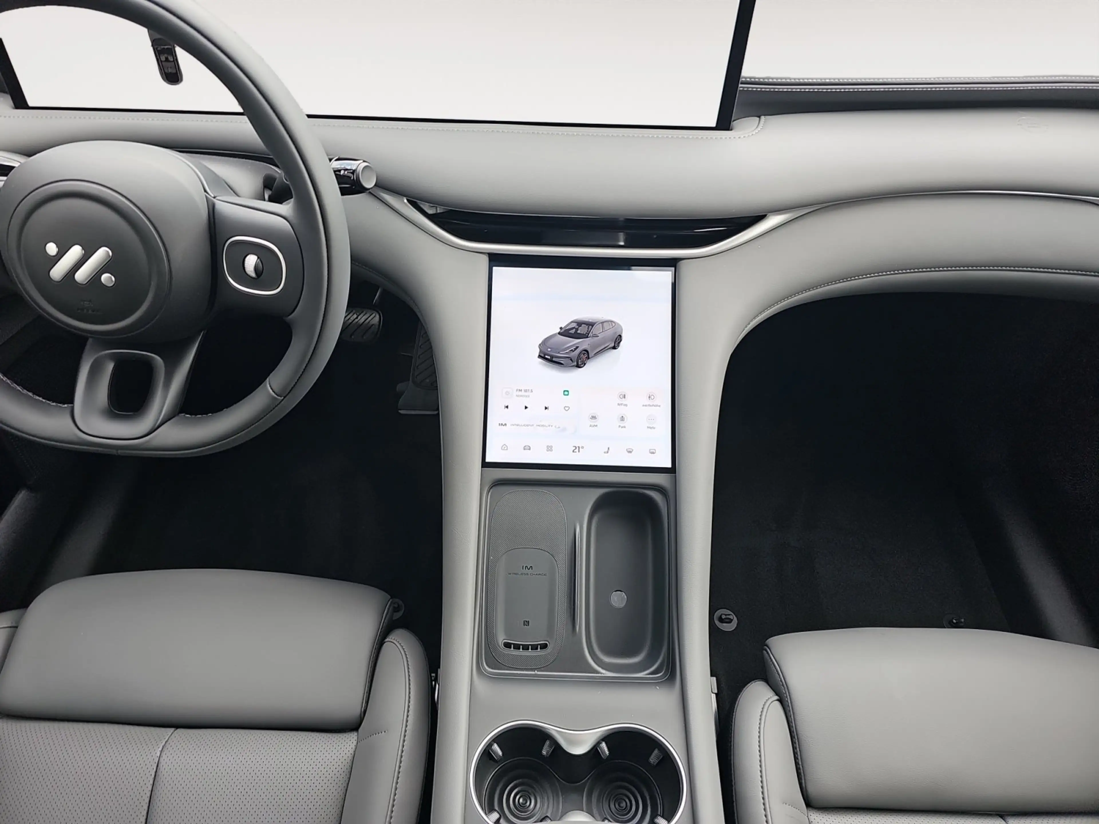MG IM6 Premium AWD AWD-Lenkung, LFW, 360 — photo 10