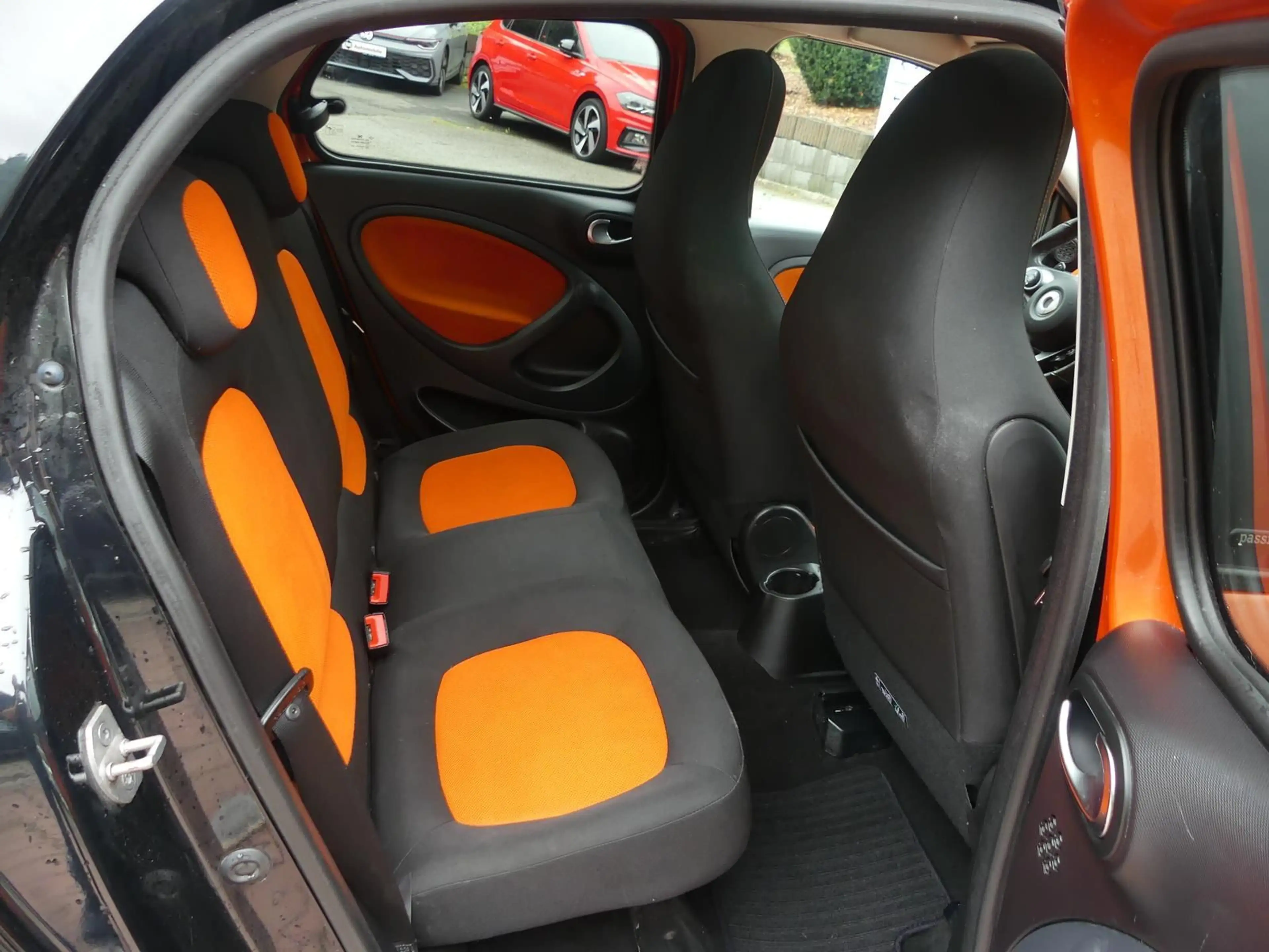 smart forFour forfour*36400 km*Klima*Sitzhzg*Navi*Pano — photo 14