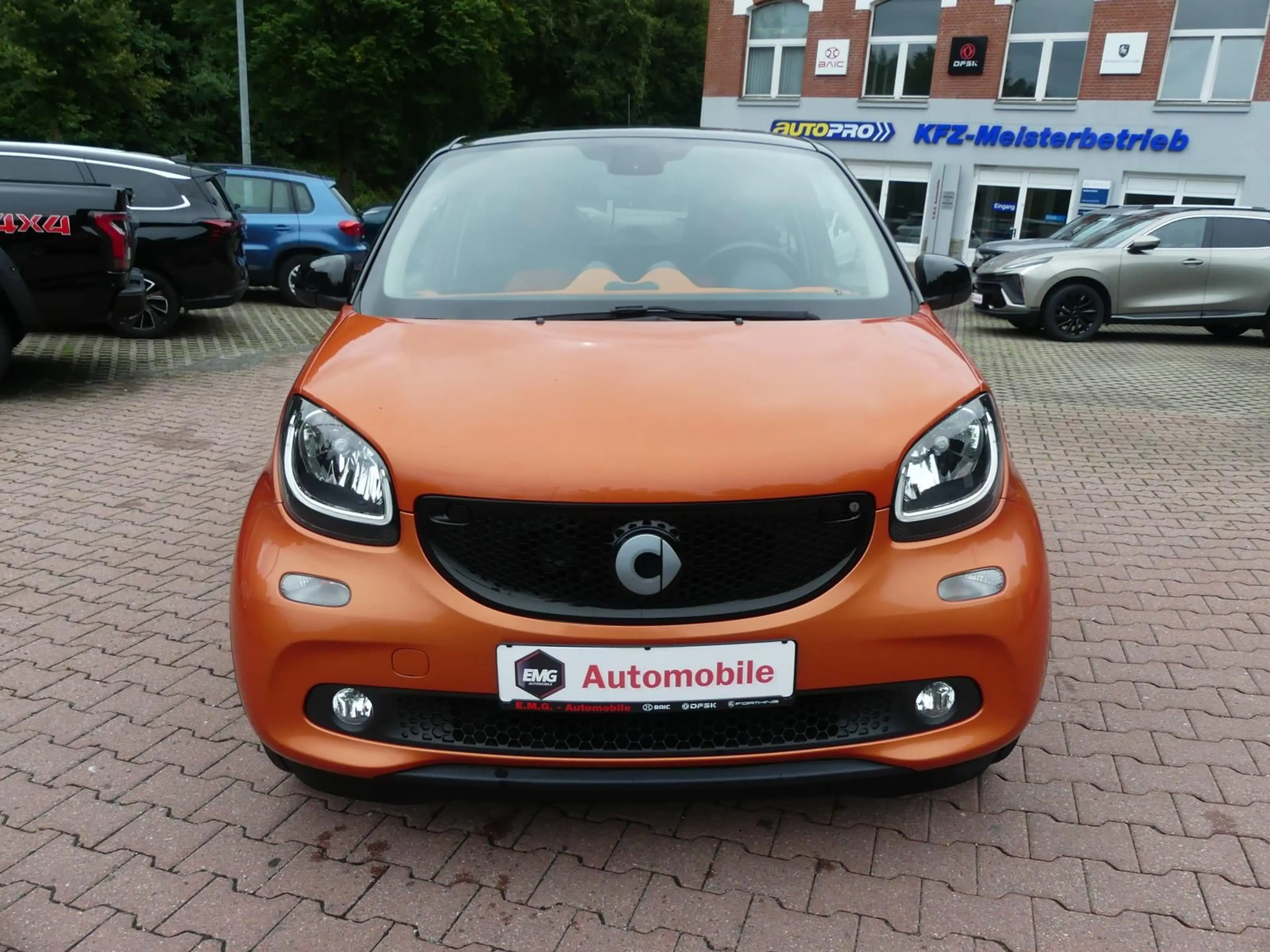 smart forFour forfour*36400 km*Klima*Sitzhzg*Navi*Pano — photo 2