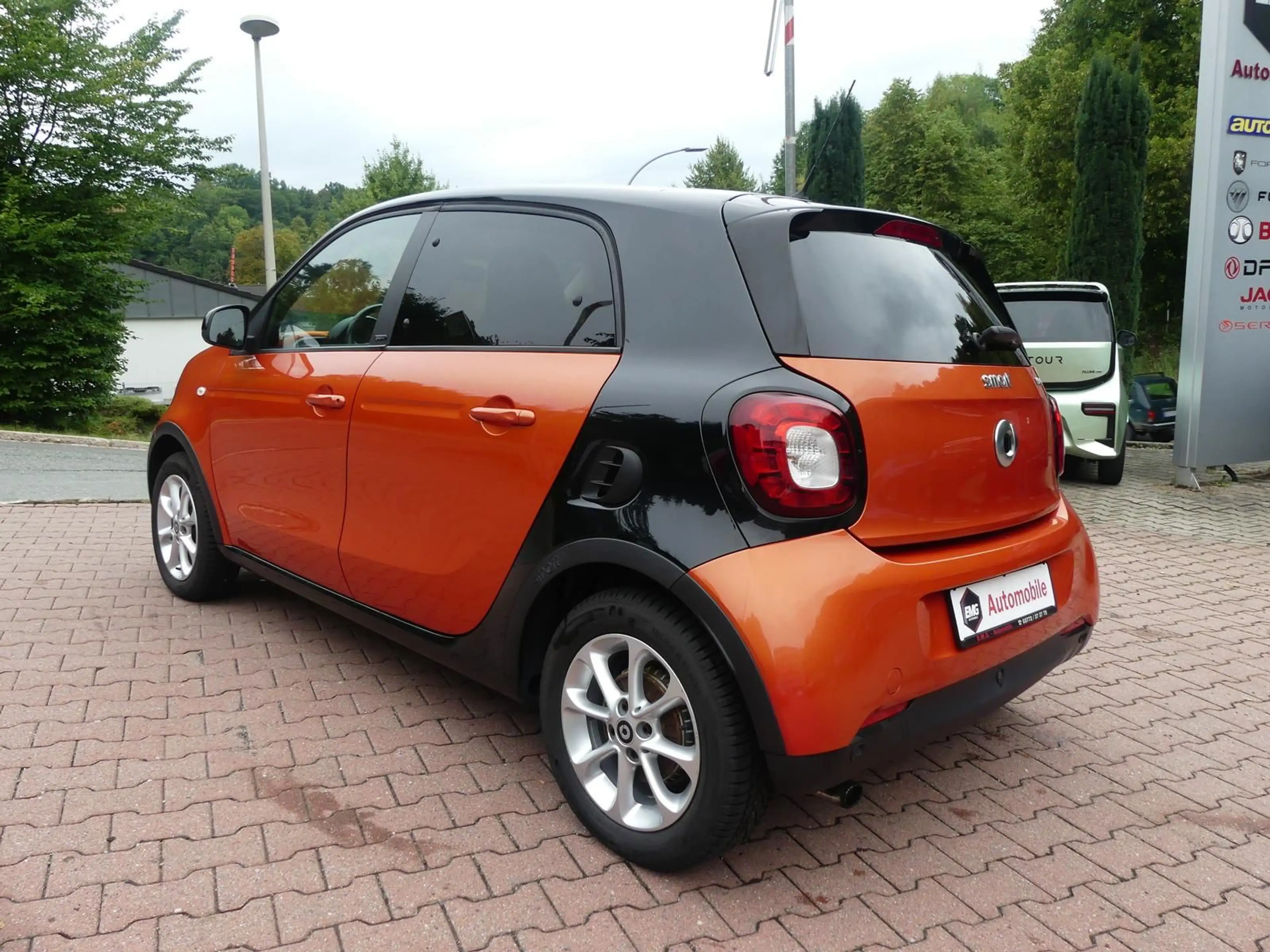 smart forFour forfour*36400 km*Klima*Sitzhzg*Navi*Pano — photo 6