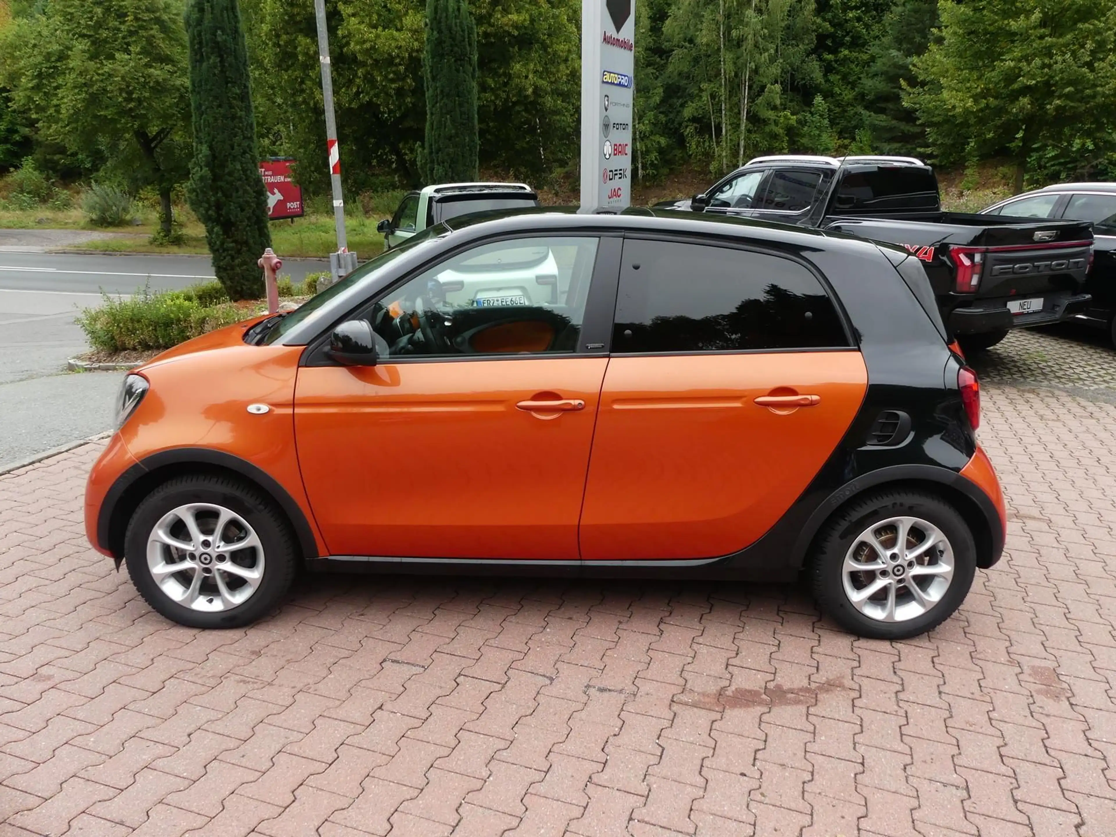 smart forFour forfour*36400 km*Klima*Sitzhzg*Navi*Pano — photo 7