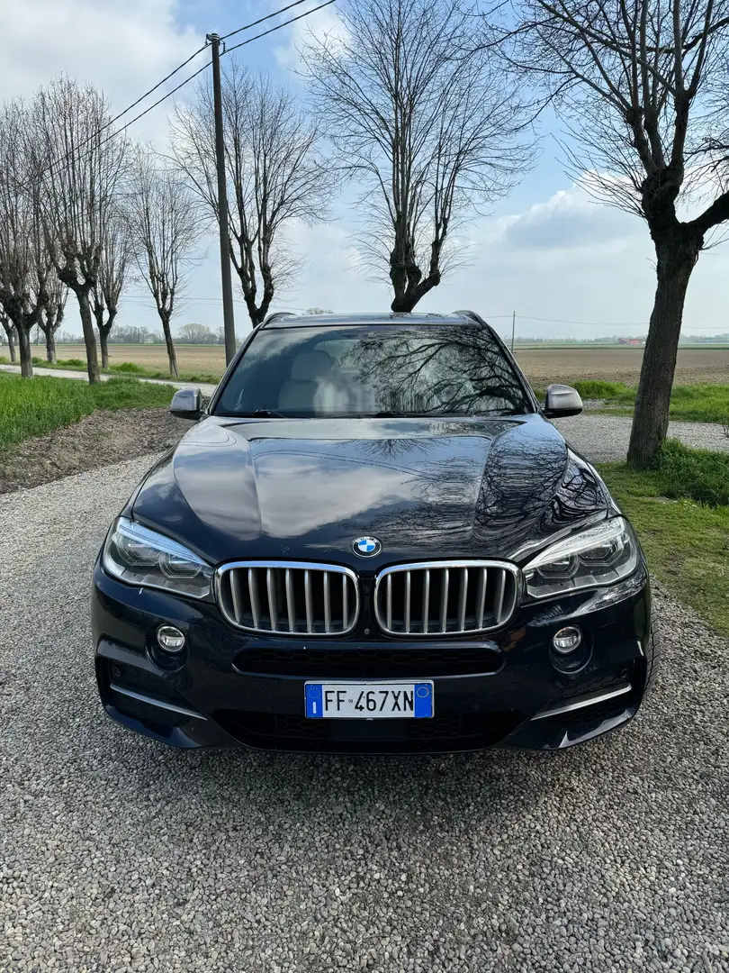 BMW X5 M M50d auto Modrá - 1