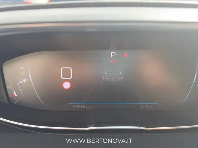 Peugeot 3008 view 12