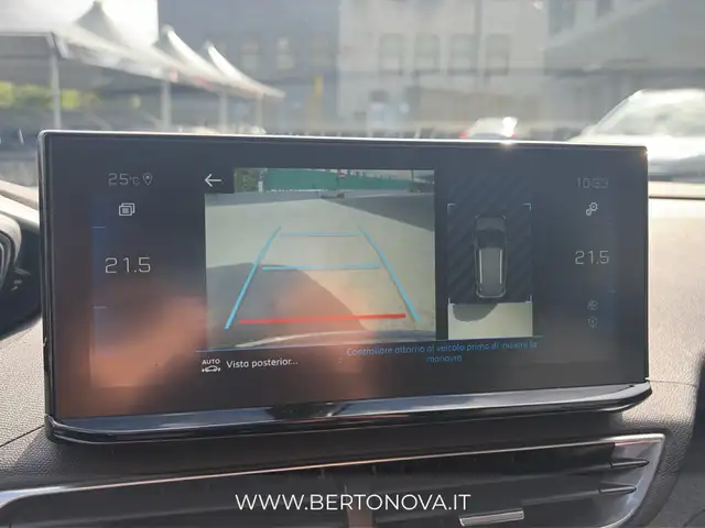 Peugeot 3008 view 15