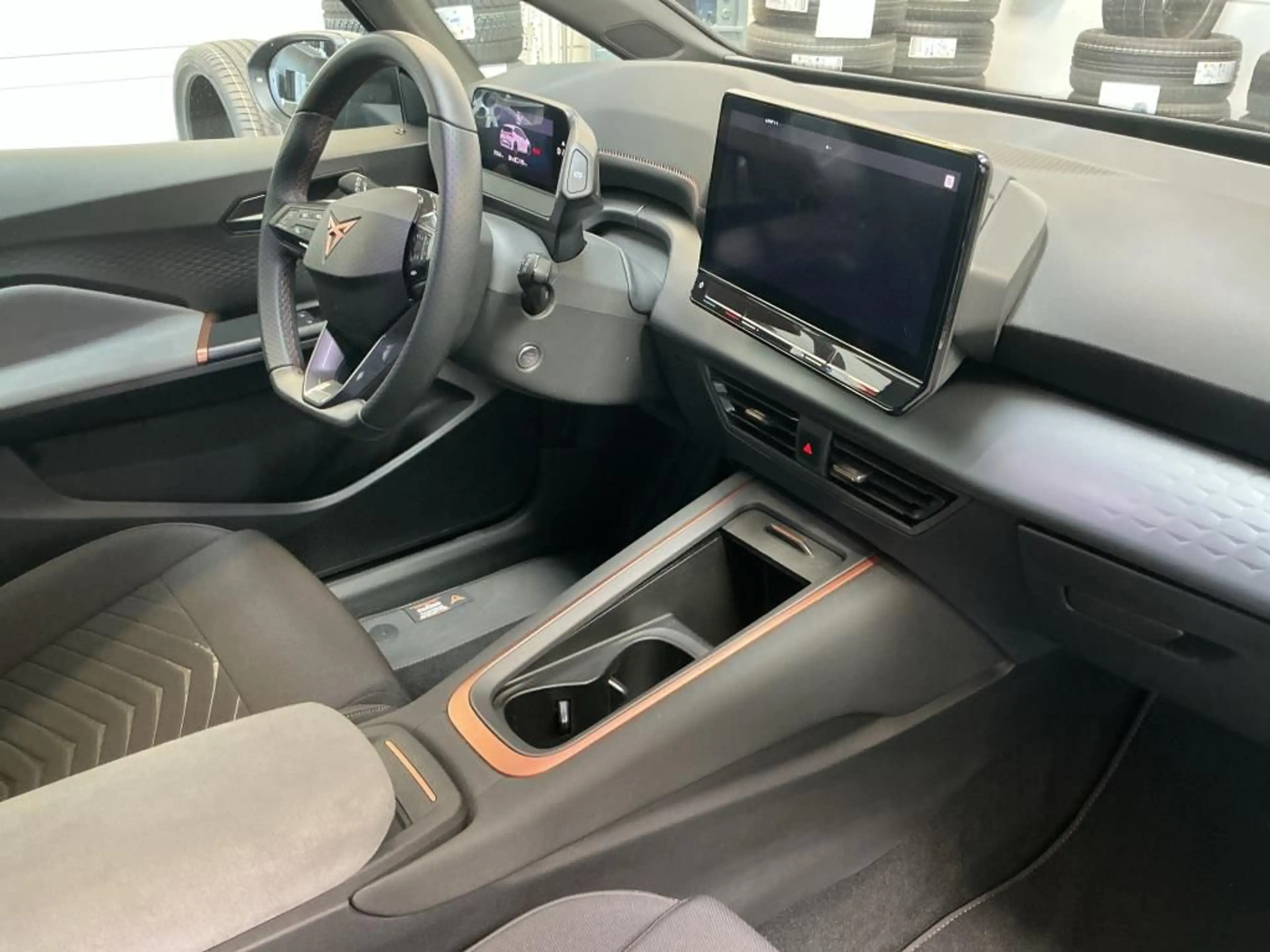 CUPRA Born 150 kW 62 kWh | LED | SITZHEIZUNG | PDC | — photo 4