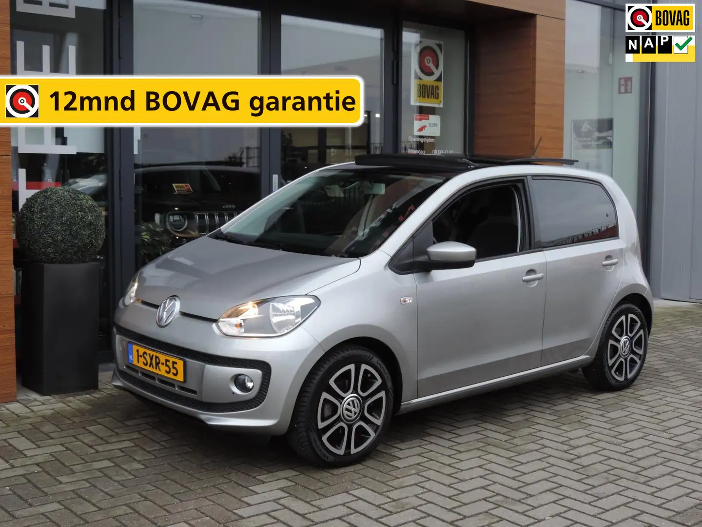 Volkswagen up! 1.0 High Up! 75PK 5deurs | Panoramadak | Cruise co Gris - 1