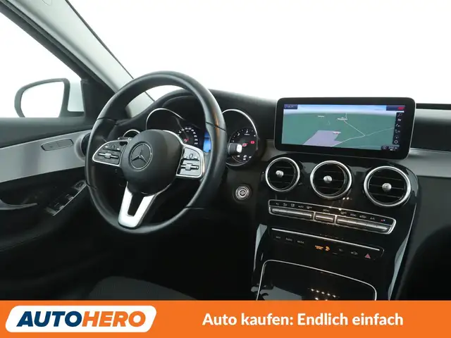 Mercedes-Benz C-Class view 13