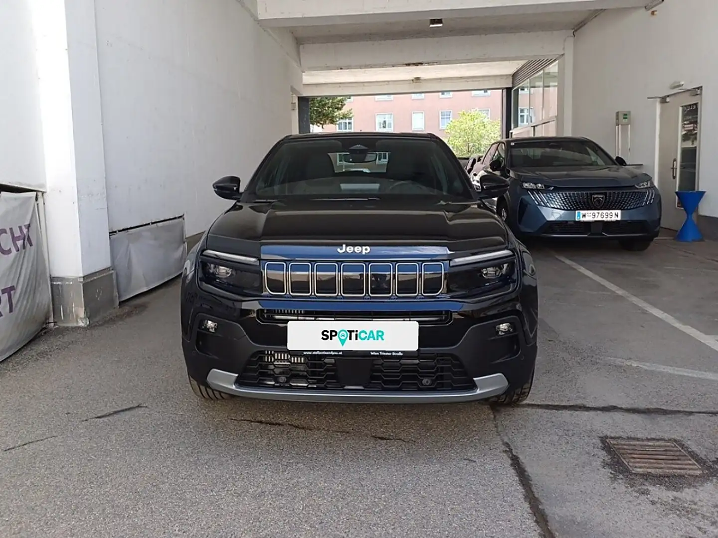 Jeep Avenger AVENGER MHEV ALTITU Schwarz - 2