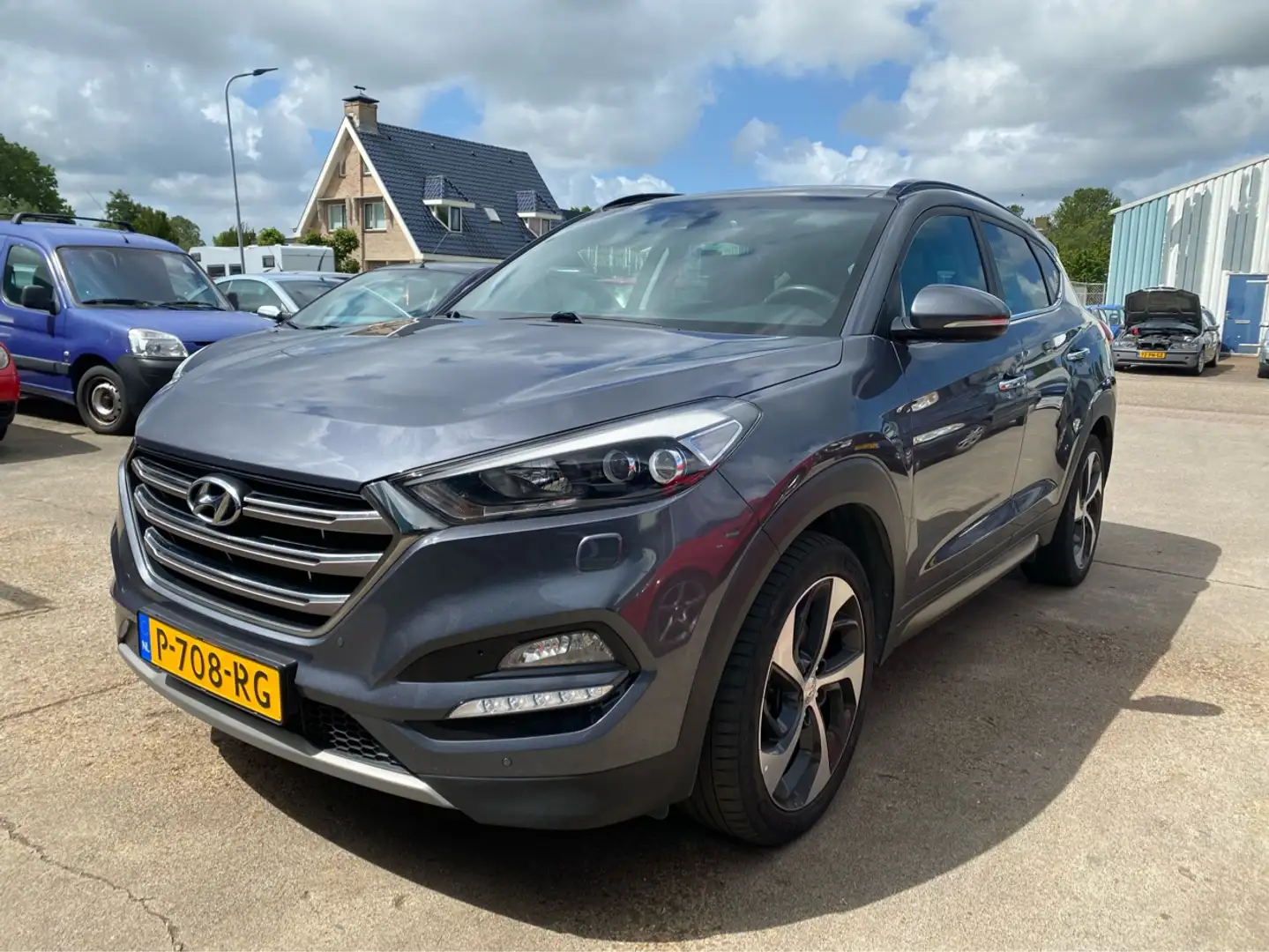 Hyundai TUCSON 1.6 T-GDi Premium Gris - 1