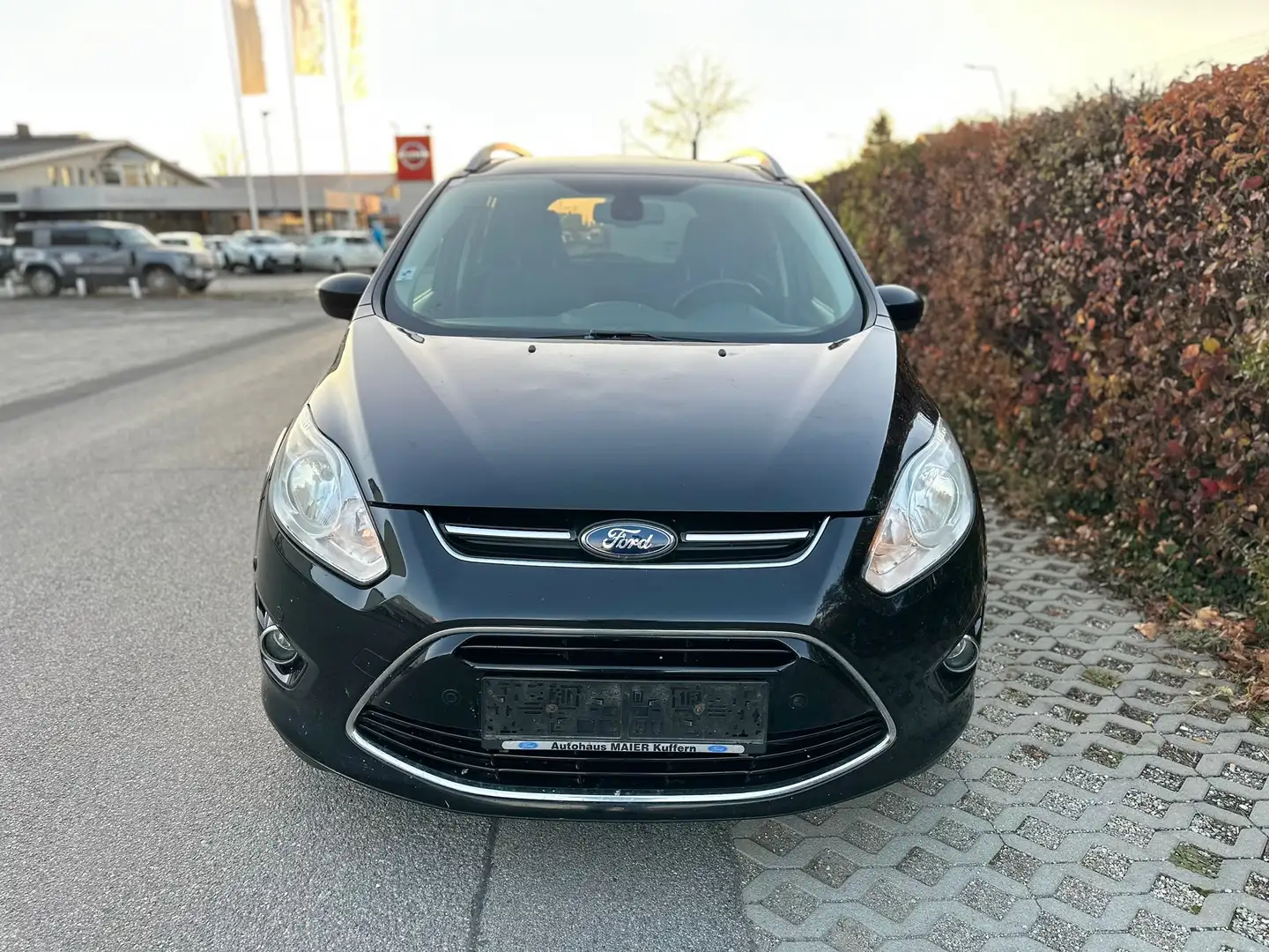 Ford C-Max Grand C-Max TITANIUM 7-Sitz PICKERL NEU Panorama Schwarz - 2