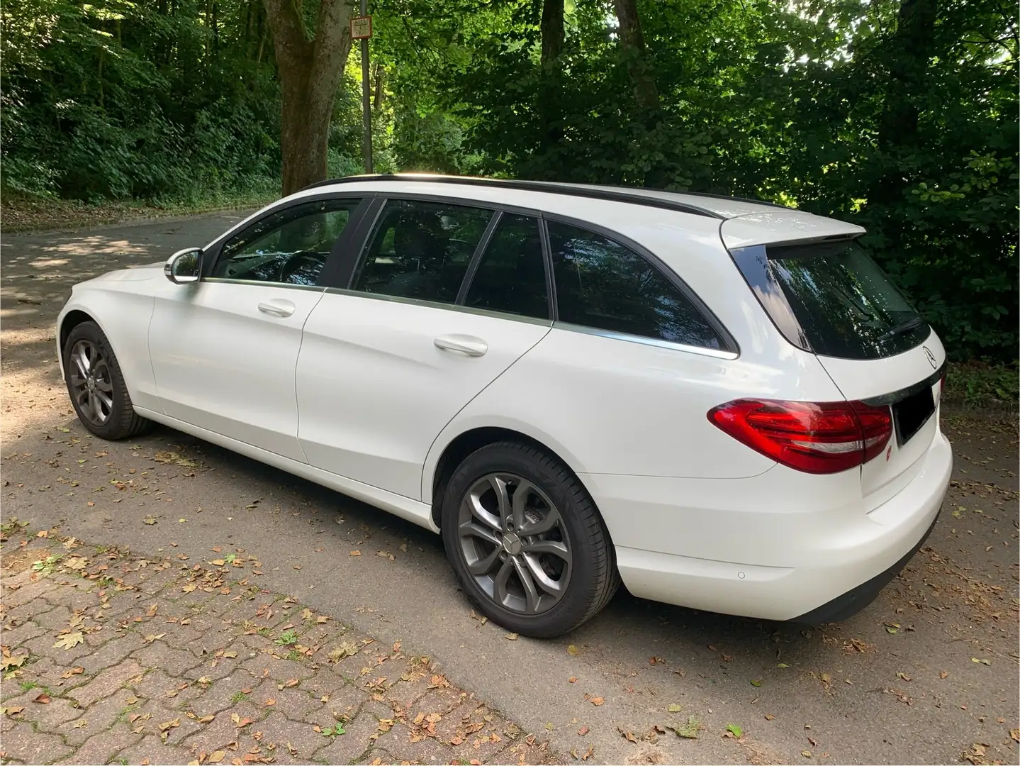 Mercedes-Benz C 180 T-Modell (Garagenfahrzeug) Weiß - 2