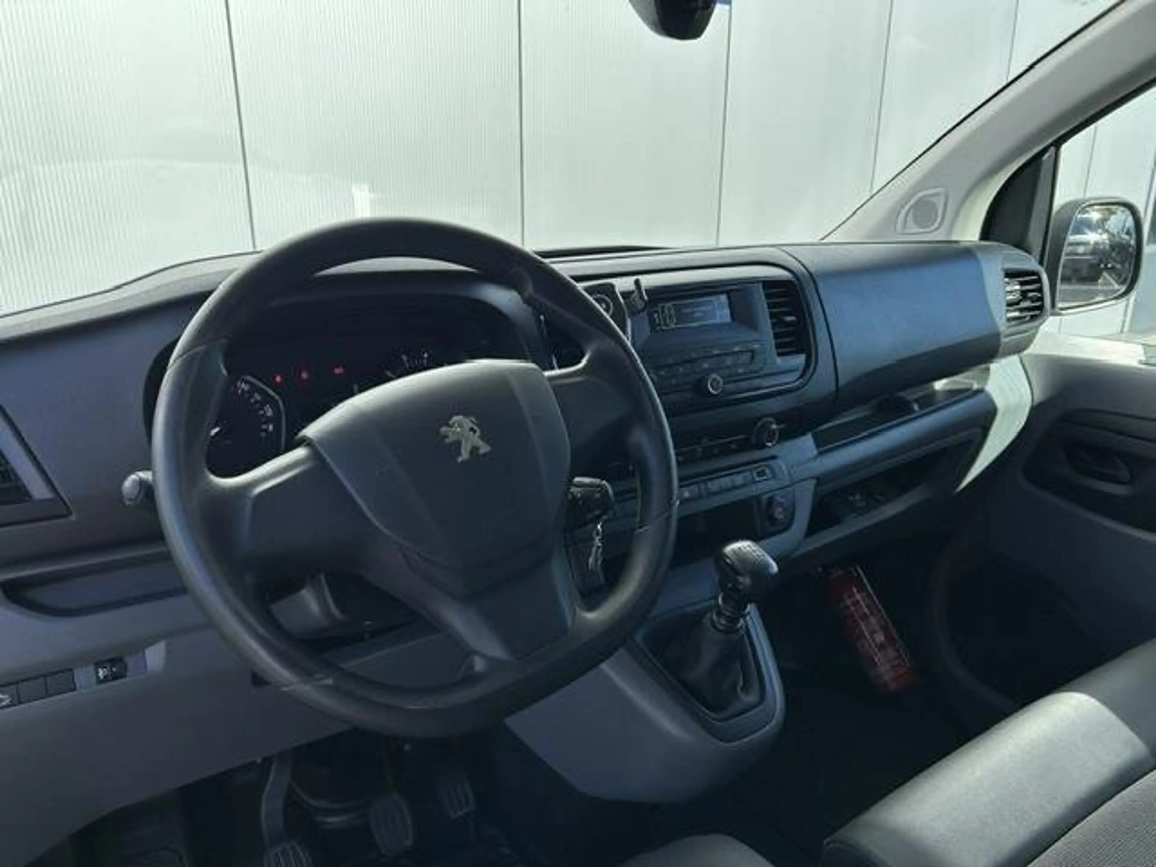 Peugeot Expert 2.0 BlueHDI 122Pk L2 — photo 11