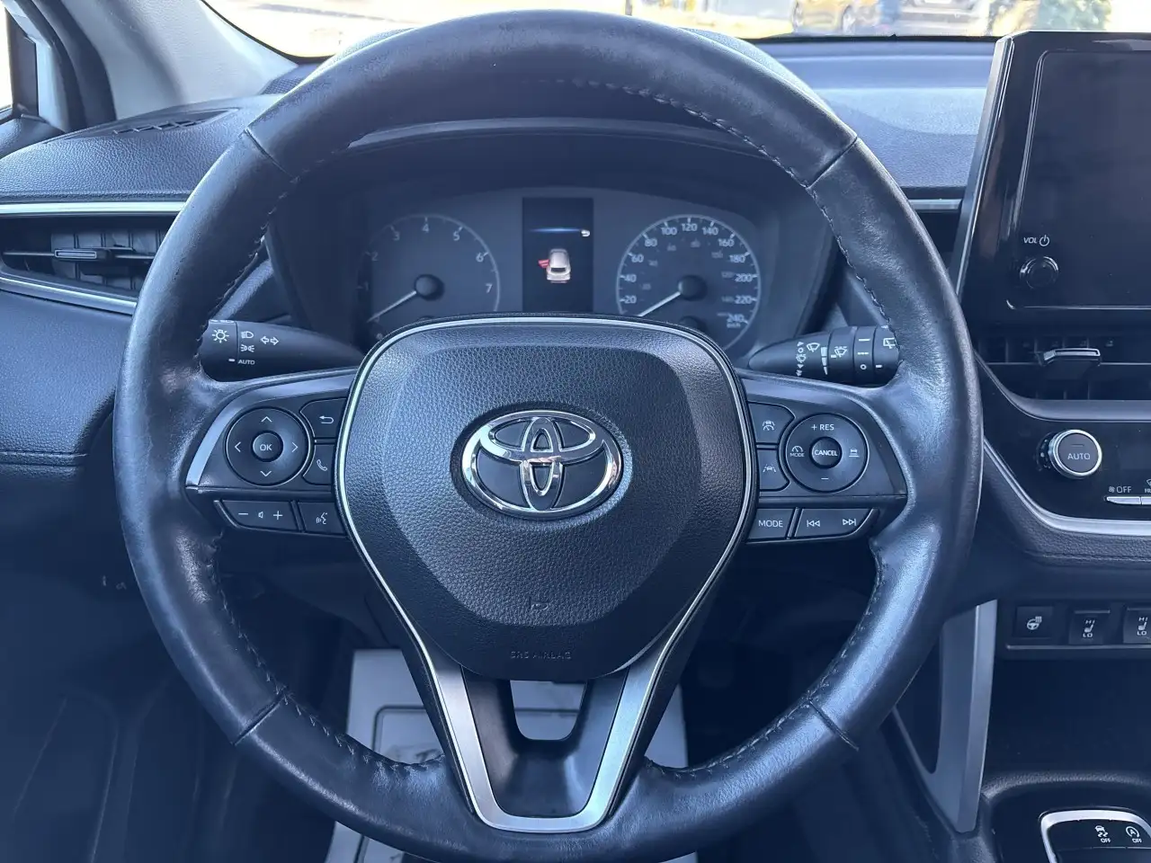 Toyota Corolla Cross снимка Toyota Corolla Cross